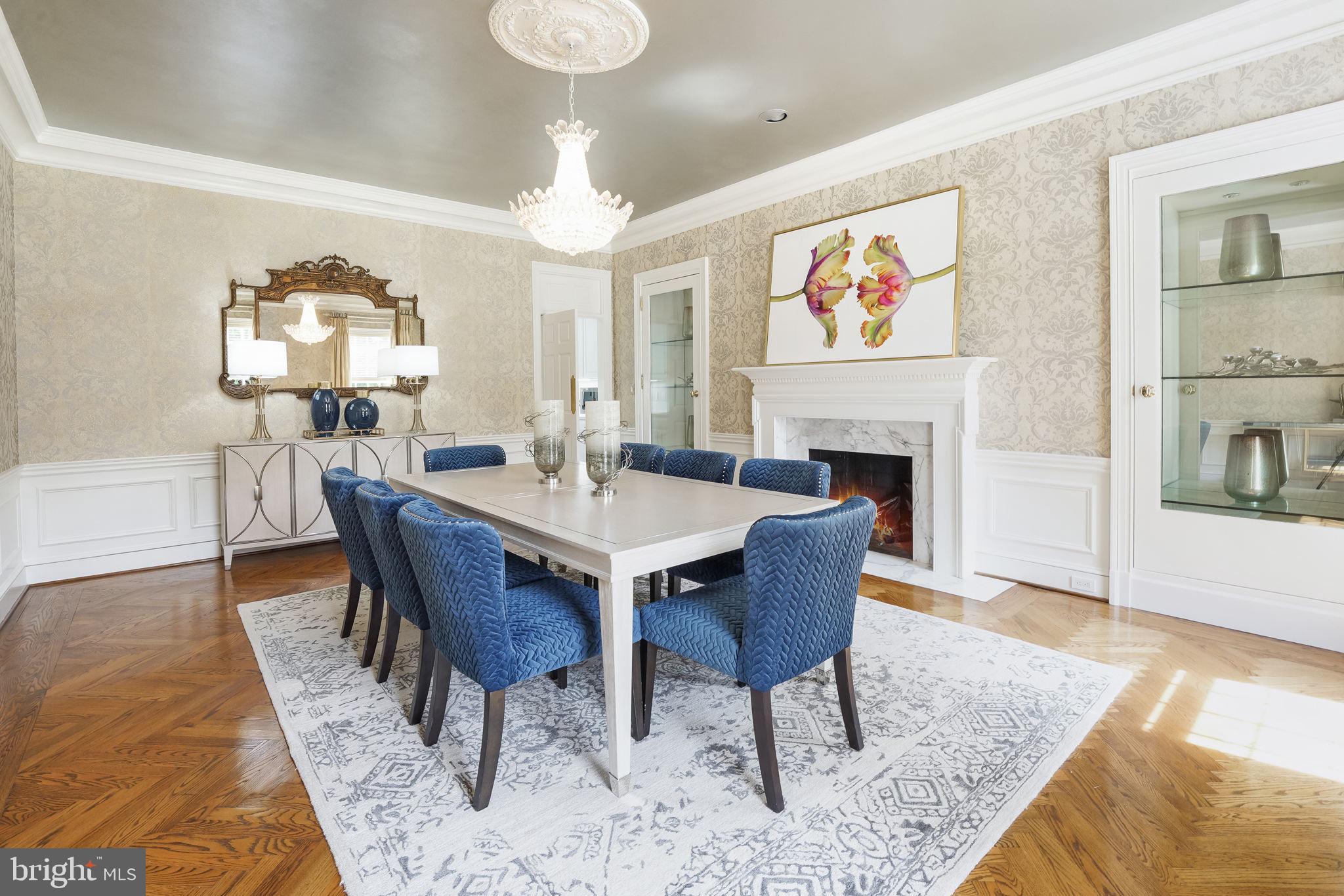 RIVER OAKS FARM - Residential