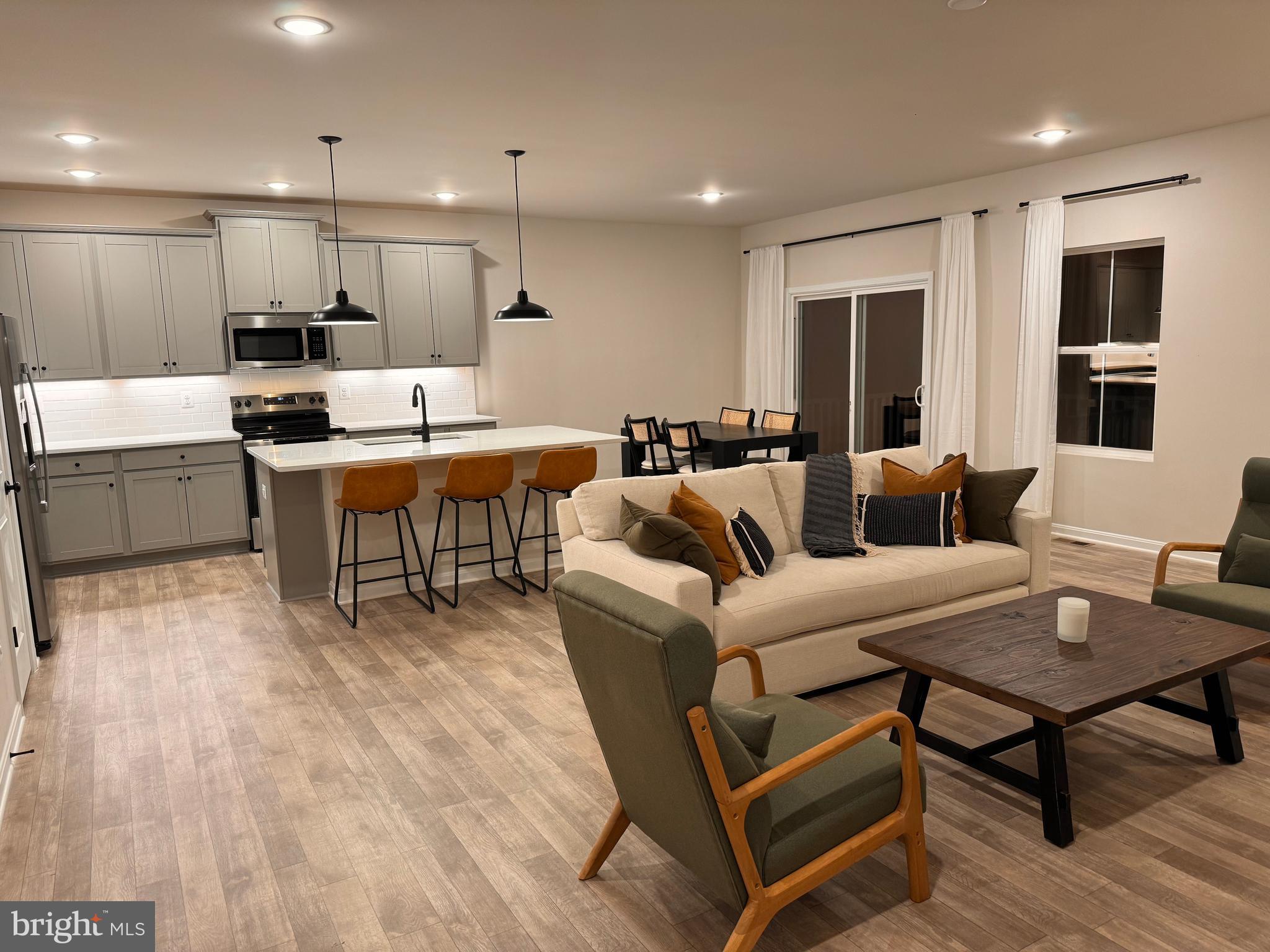 DILLON FARM - Residential Lease