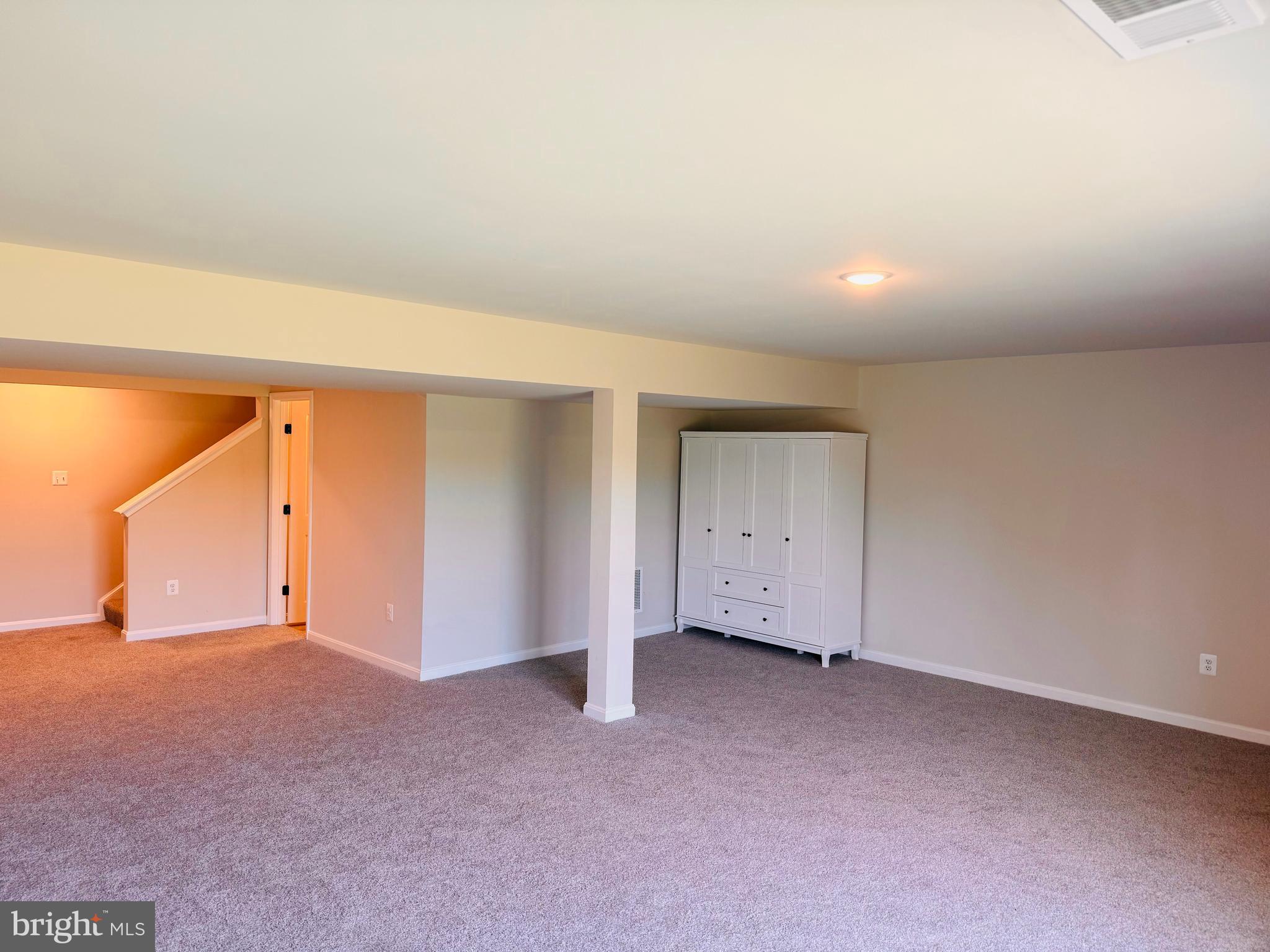 DILLON FARM - Residential Lease