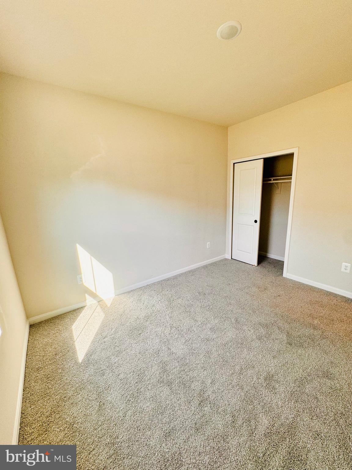 DILLON FARM - Residential Lease