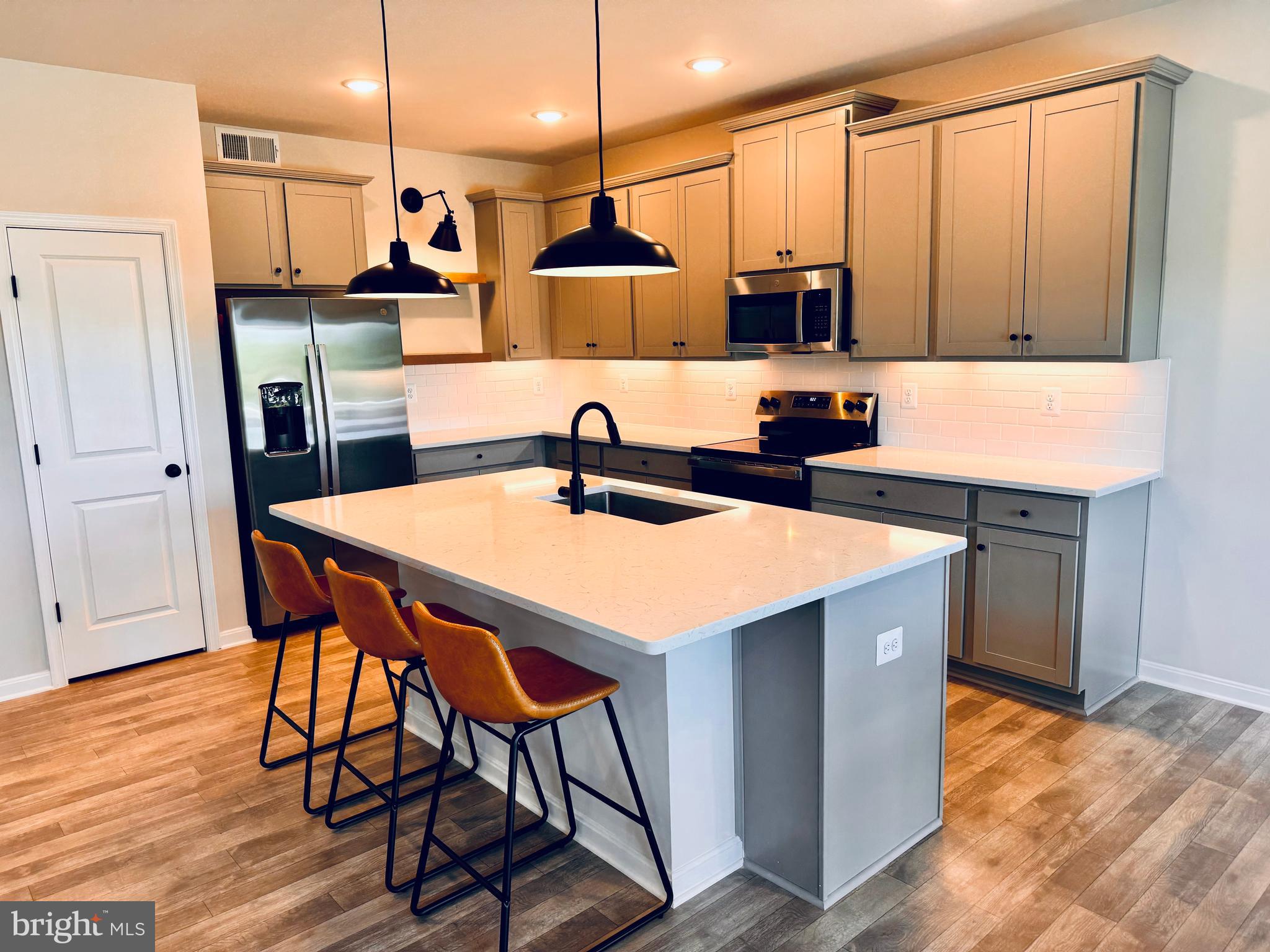 DILLON FARM - Residential Lease