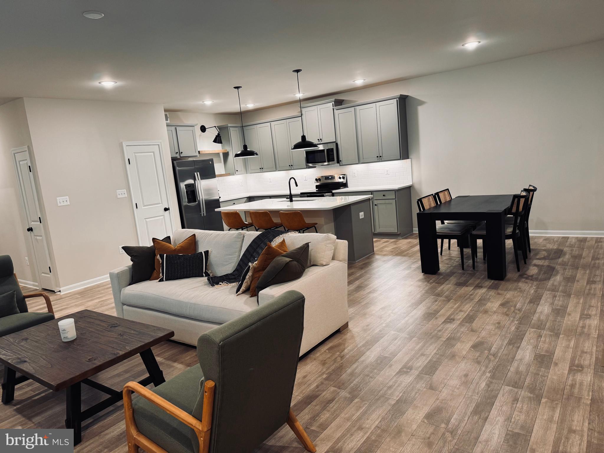 DILLON FARM - Residential Lease