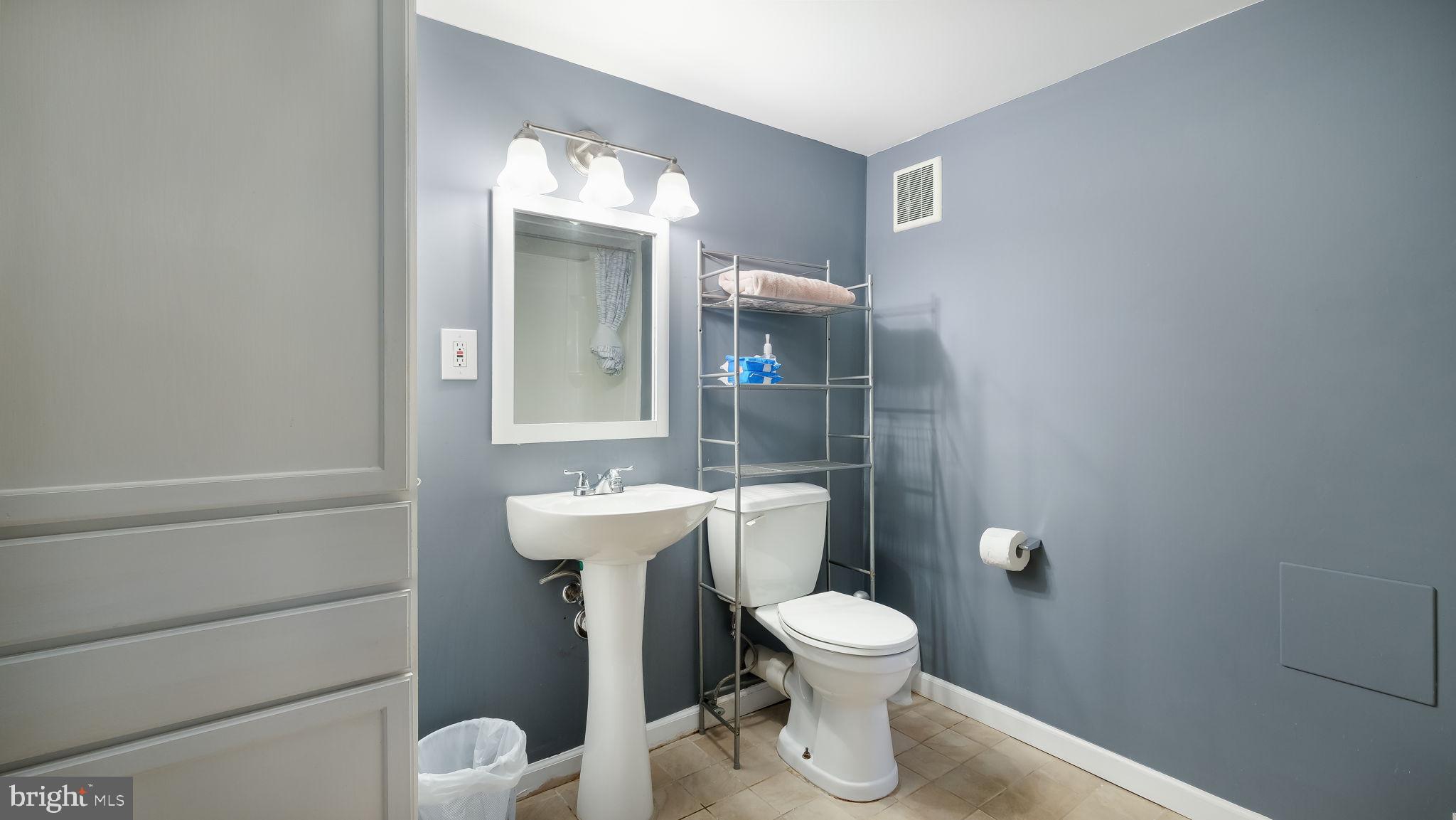 WESTBROOK PARK - Residential Lease