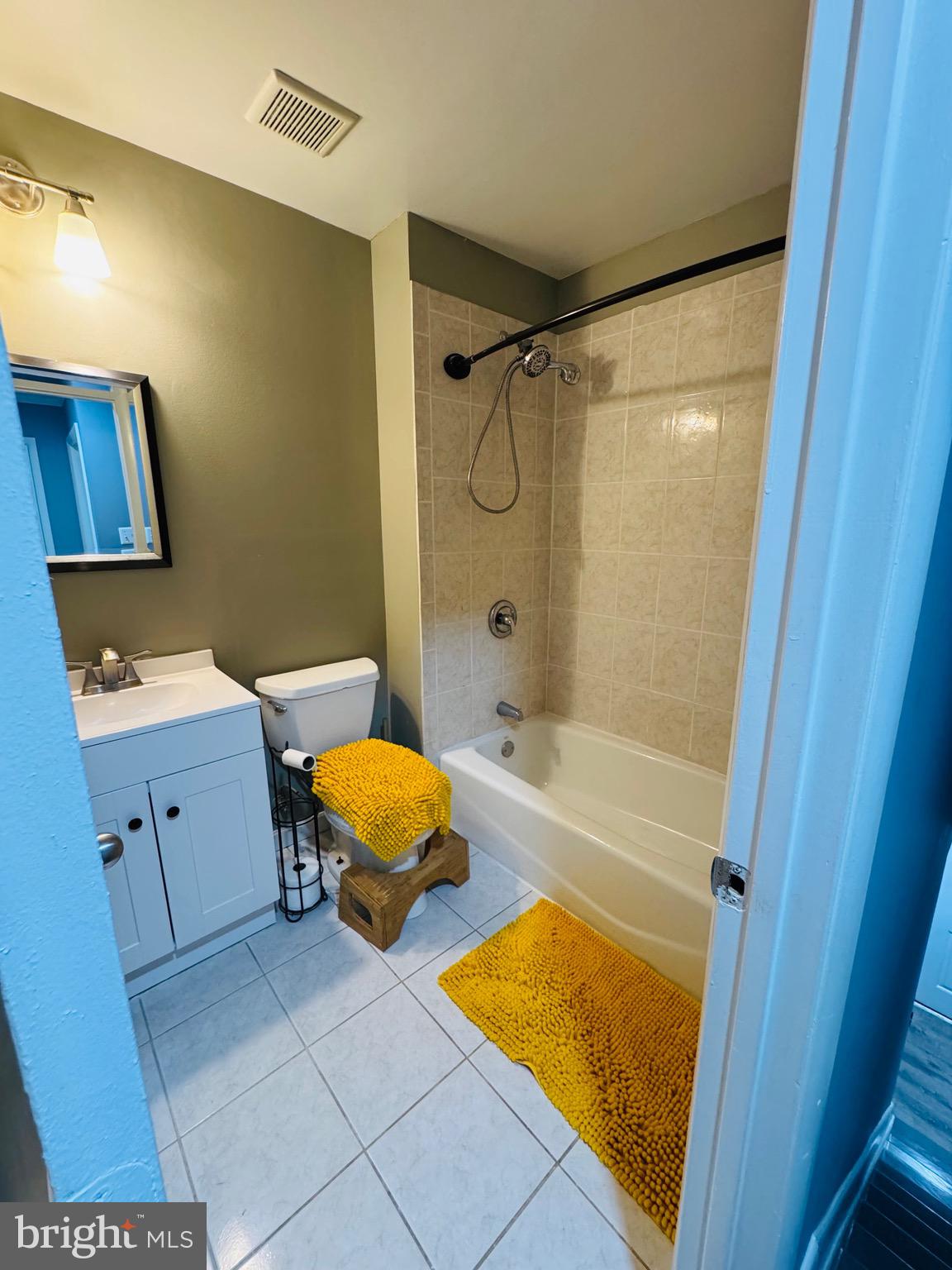 CRESTWOOD VILLAGE - Residential