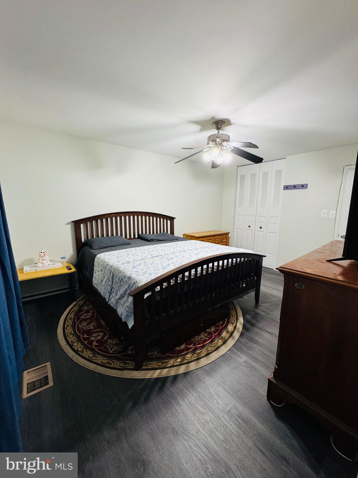 CRESTWOOD VILLAGE - Residential