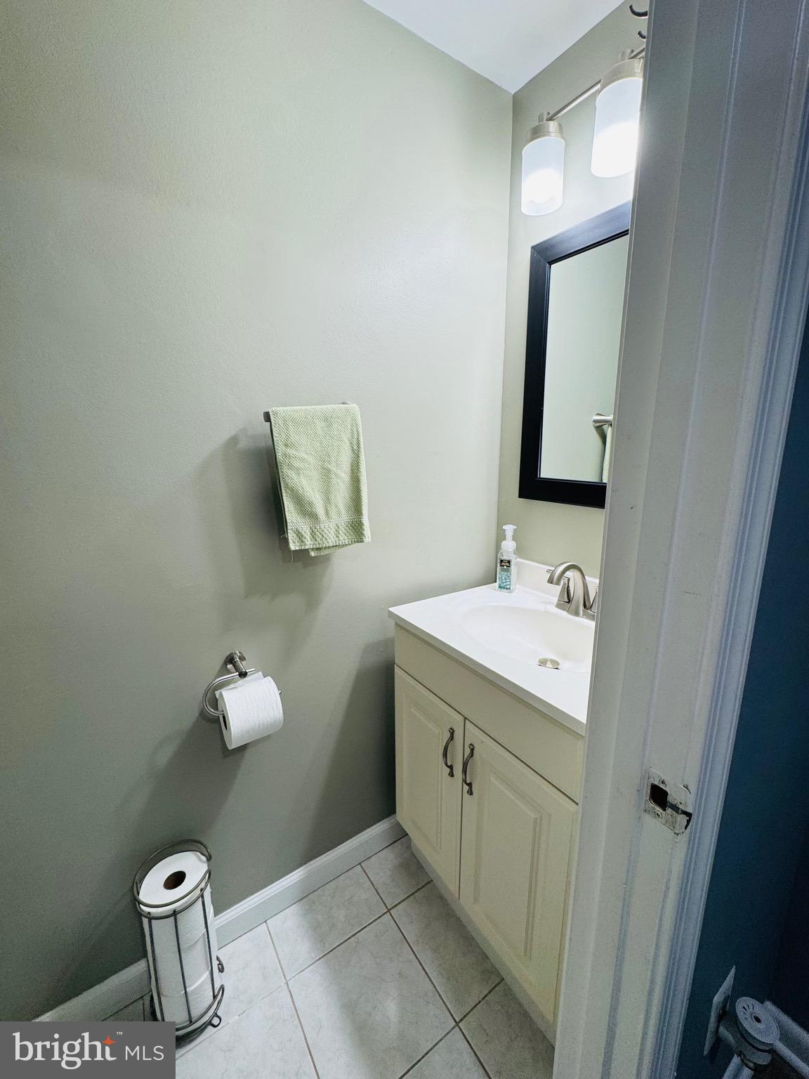 CRESTWOOD VILLAGE - Residential