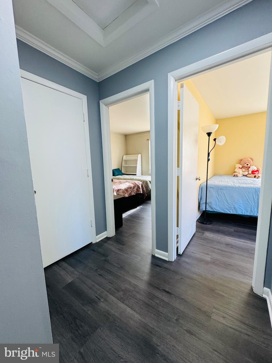 CRESTWOOD VILLAGE - Residential