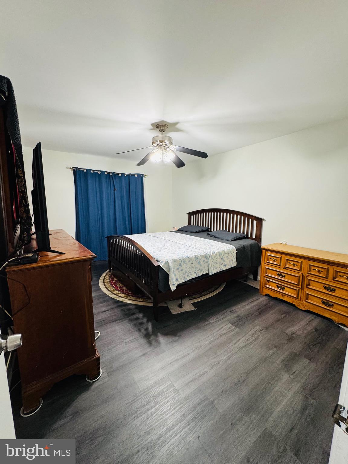 CRESTWOOD VILLAGE - Residential