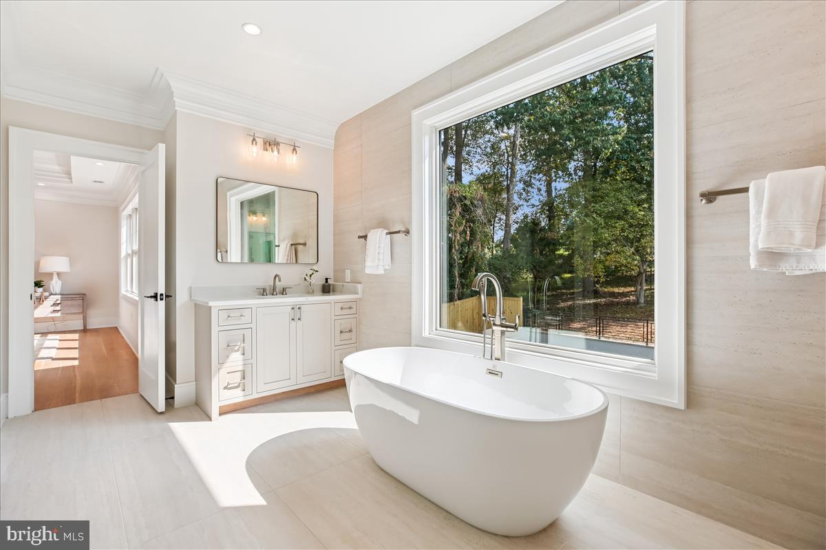 KENWOOD PARK - Residential