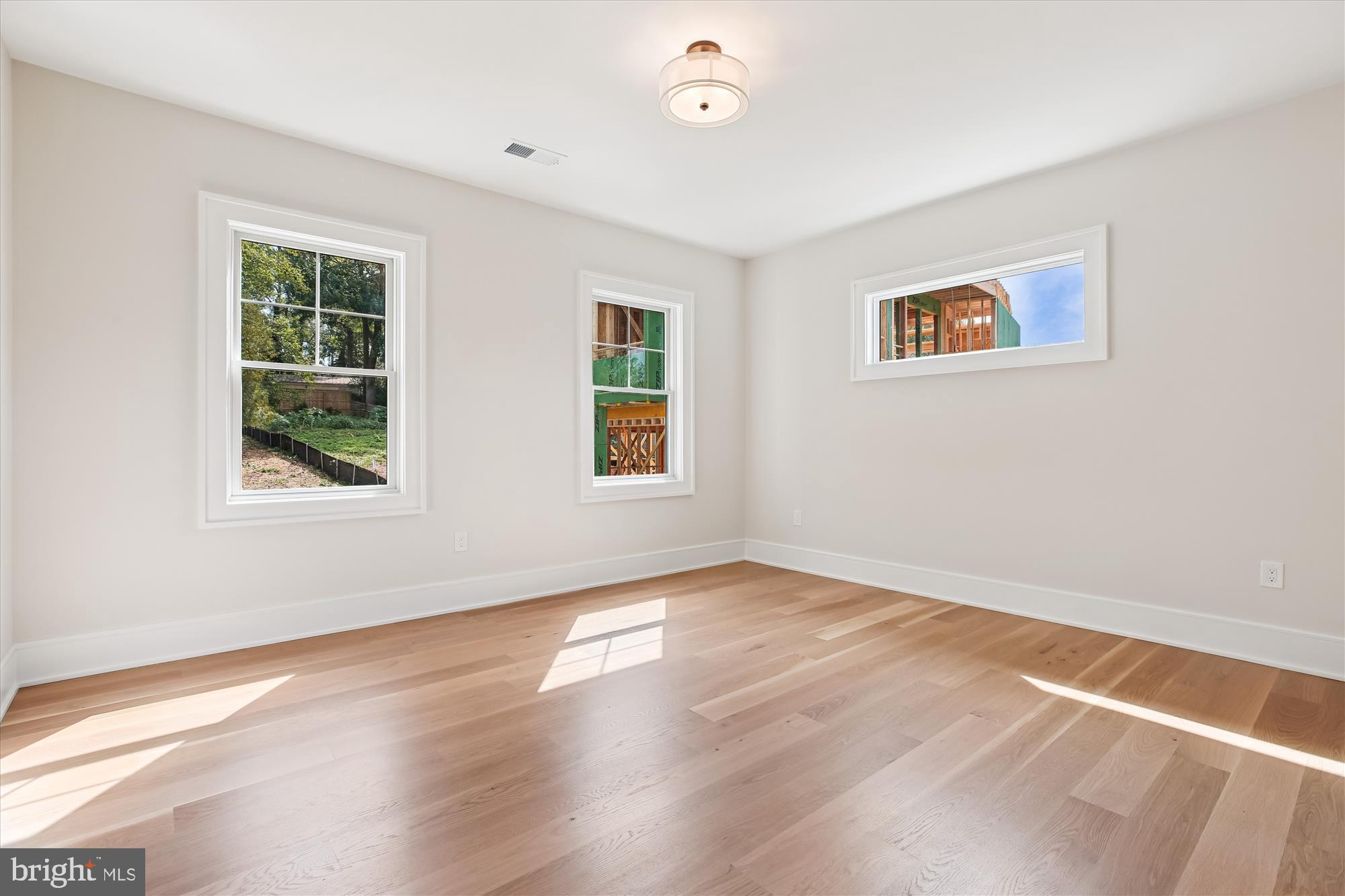 KENWOOD PARK - Residential