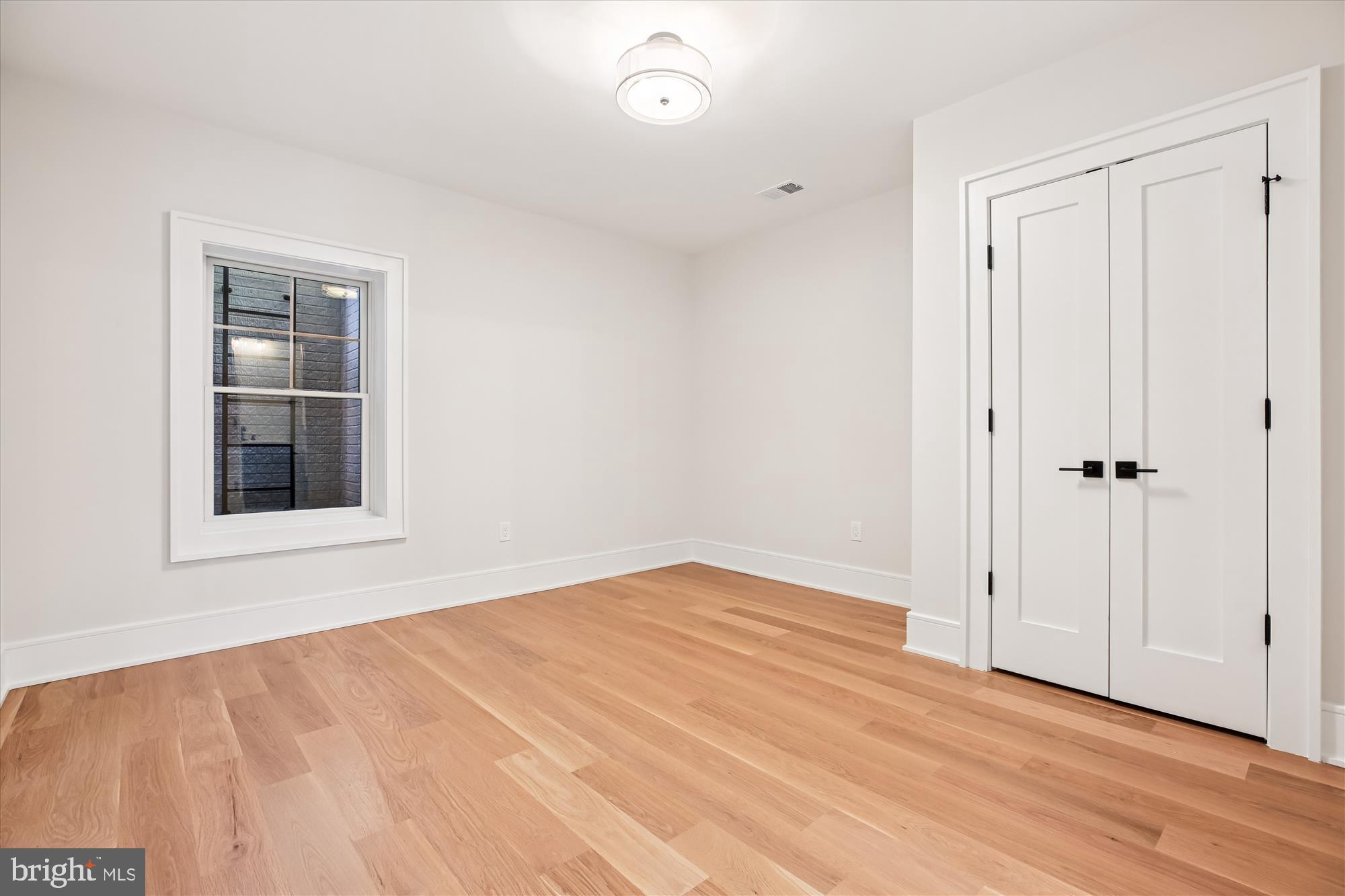 KENWOOD PARK - Residential