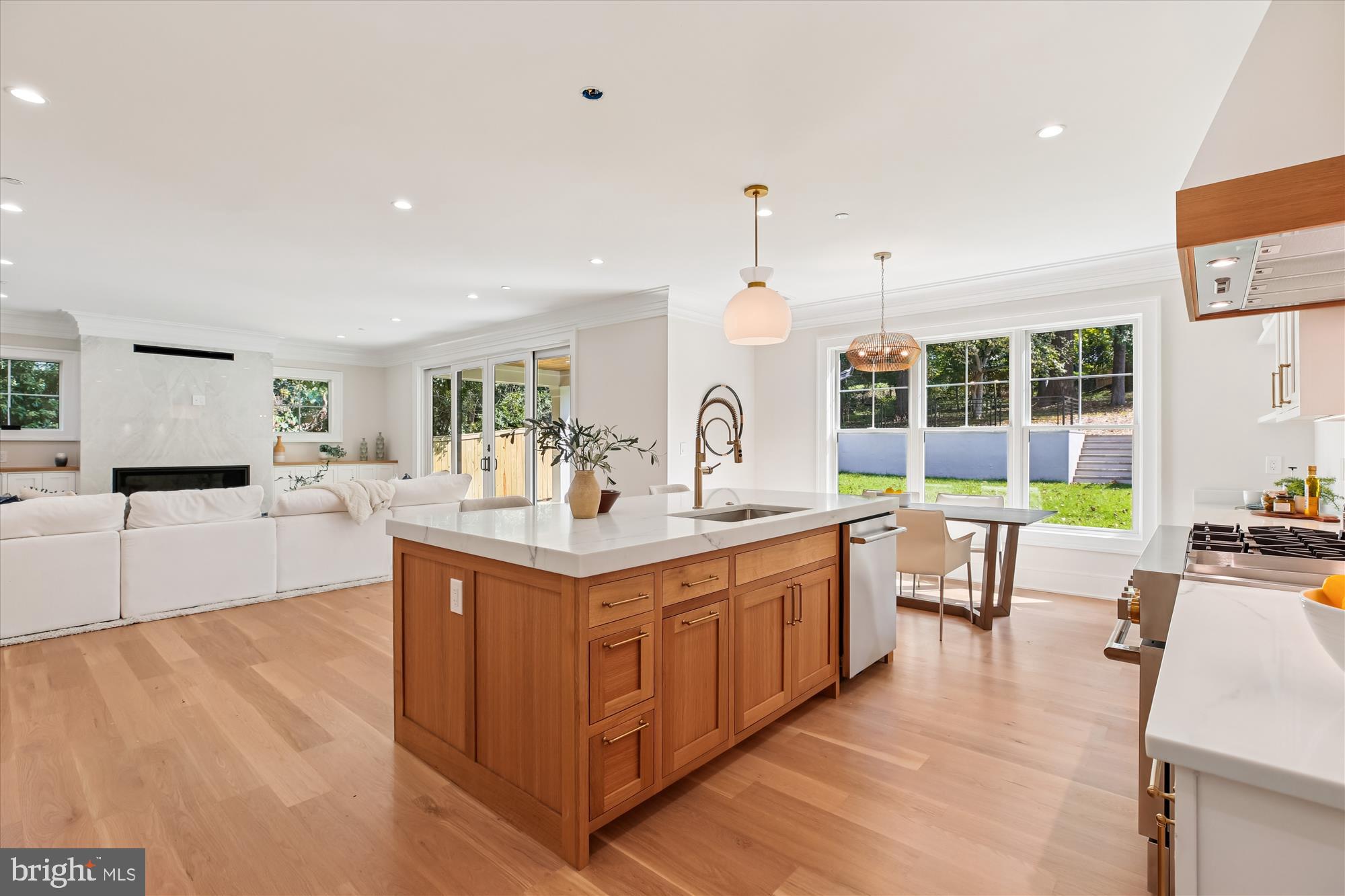 KENWOOD PARK - Residential