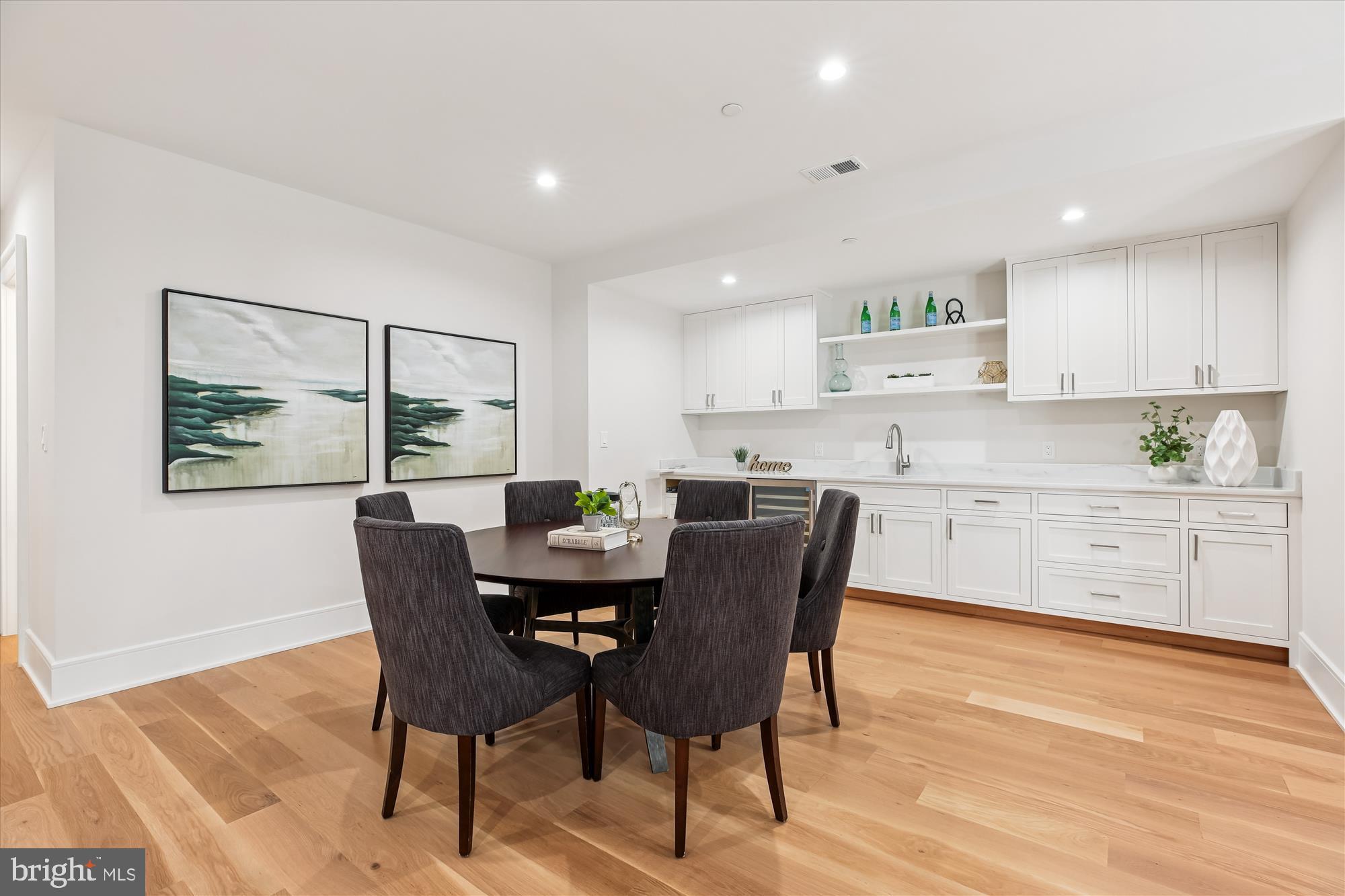 KENWOOD PARK - Residential