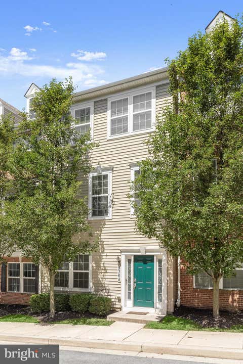 Townhouse For Rent - 9364 Paragon Way<br/> OWINGS MILLS, MD 21117