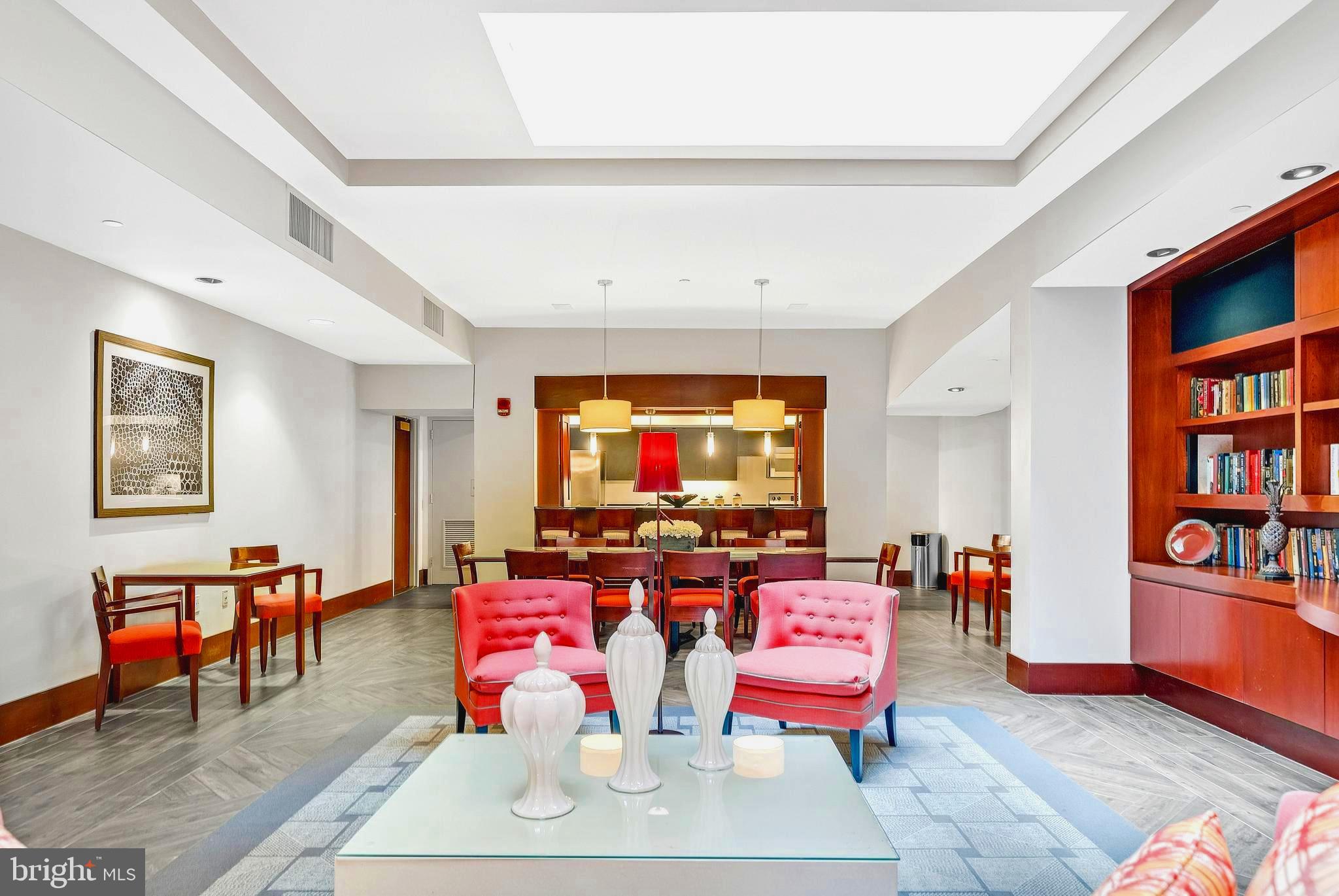 LOGAN SQUARE - Residential Lease