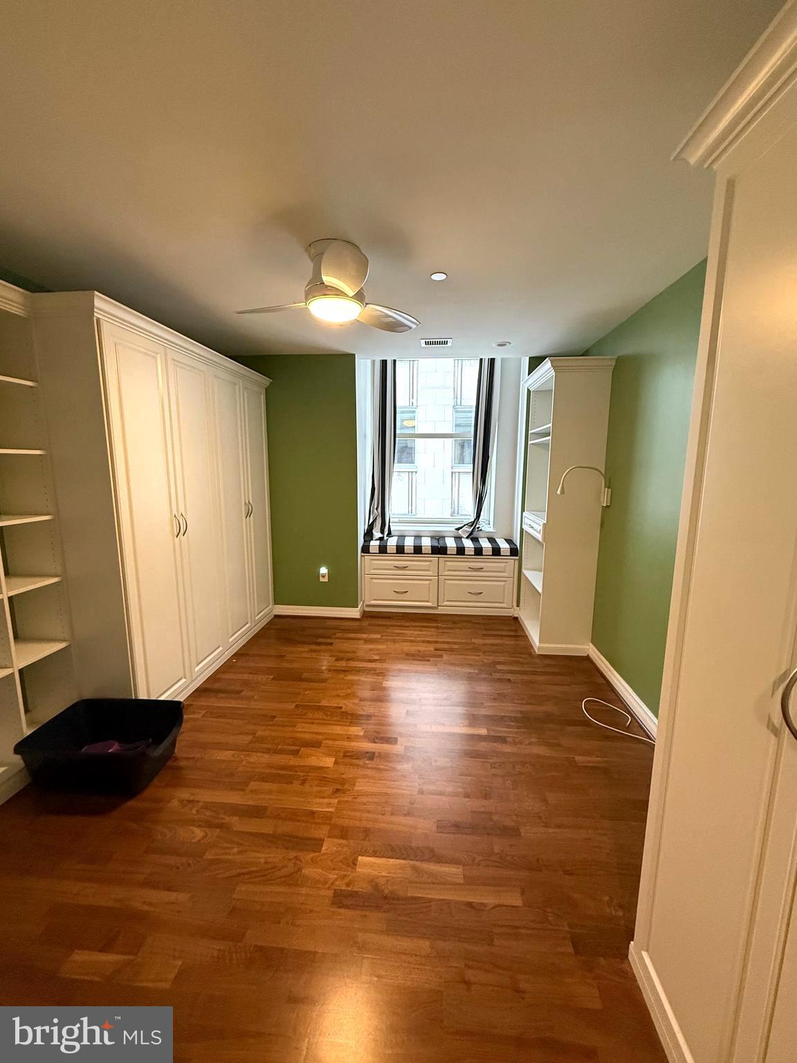 LOGAN SQUARE - Residential Lease