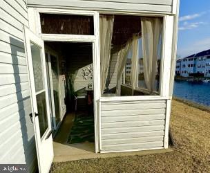 SANIBEL VILLAGE - Residential