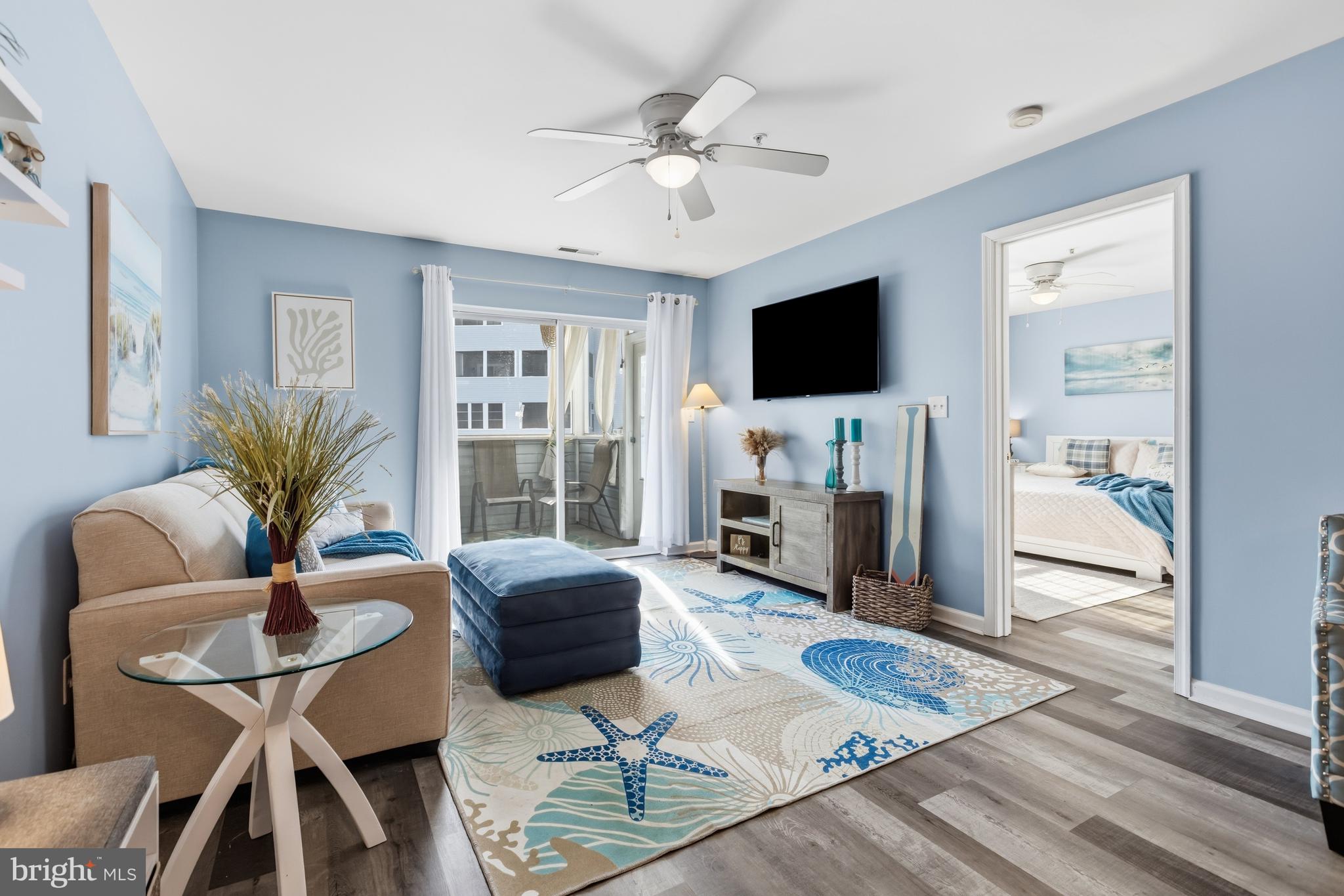 SANIBEL VILLAGE - Residential