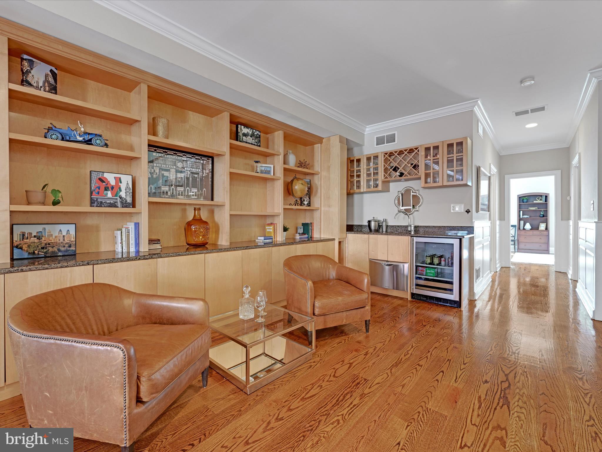 ART MUSEUM AREA - Residential