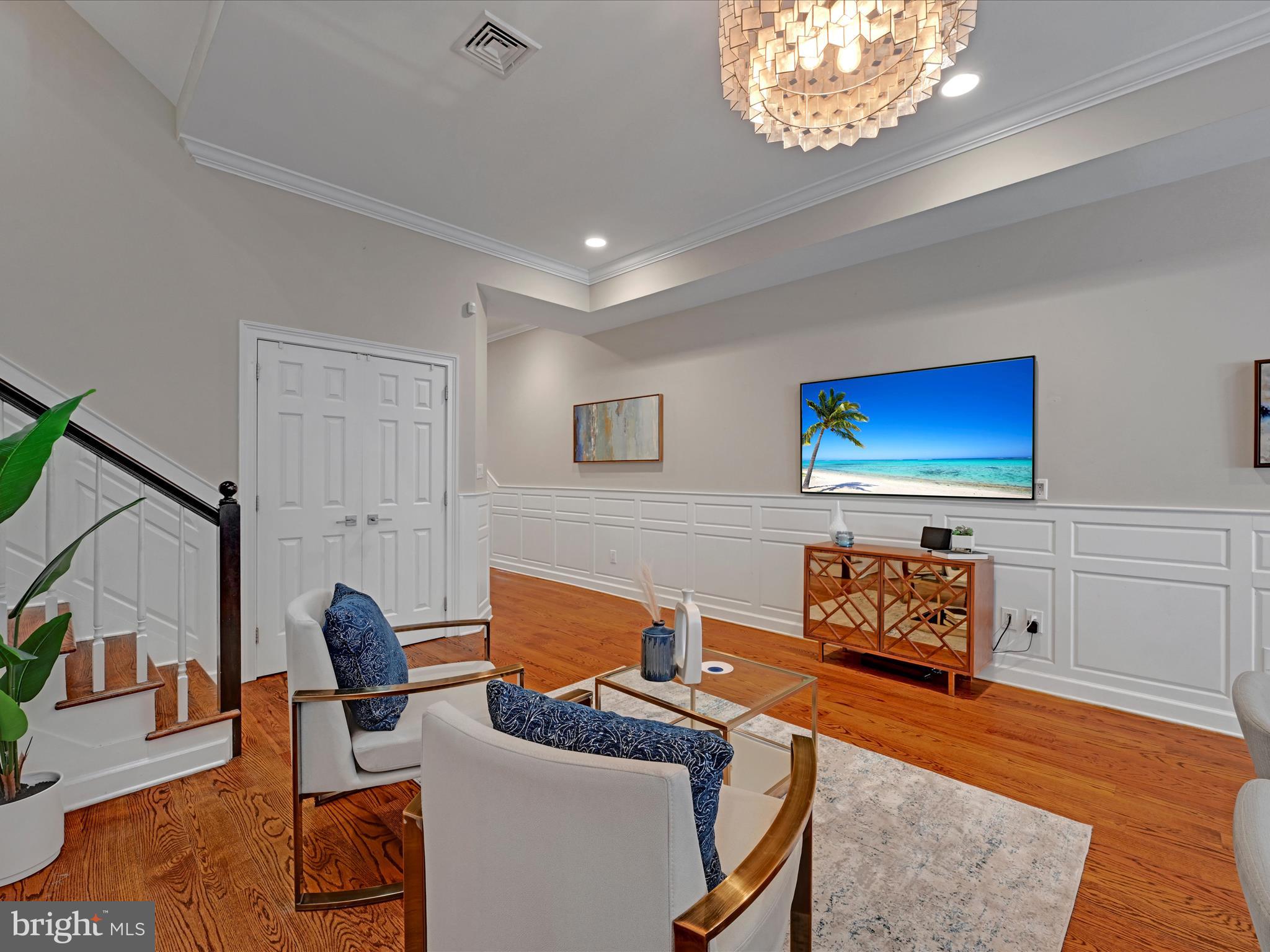 ART MUSEUM AREA - Residential