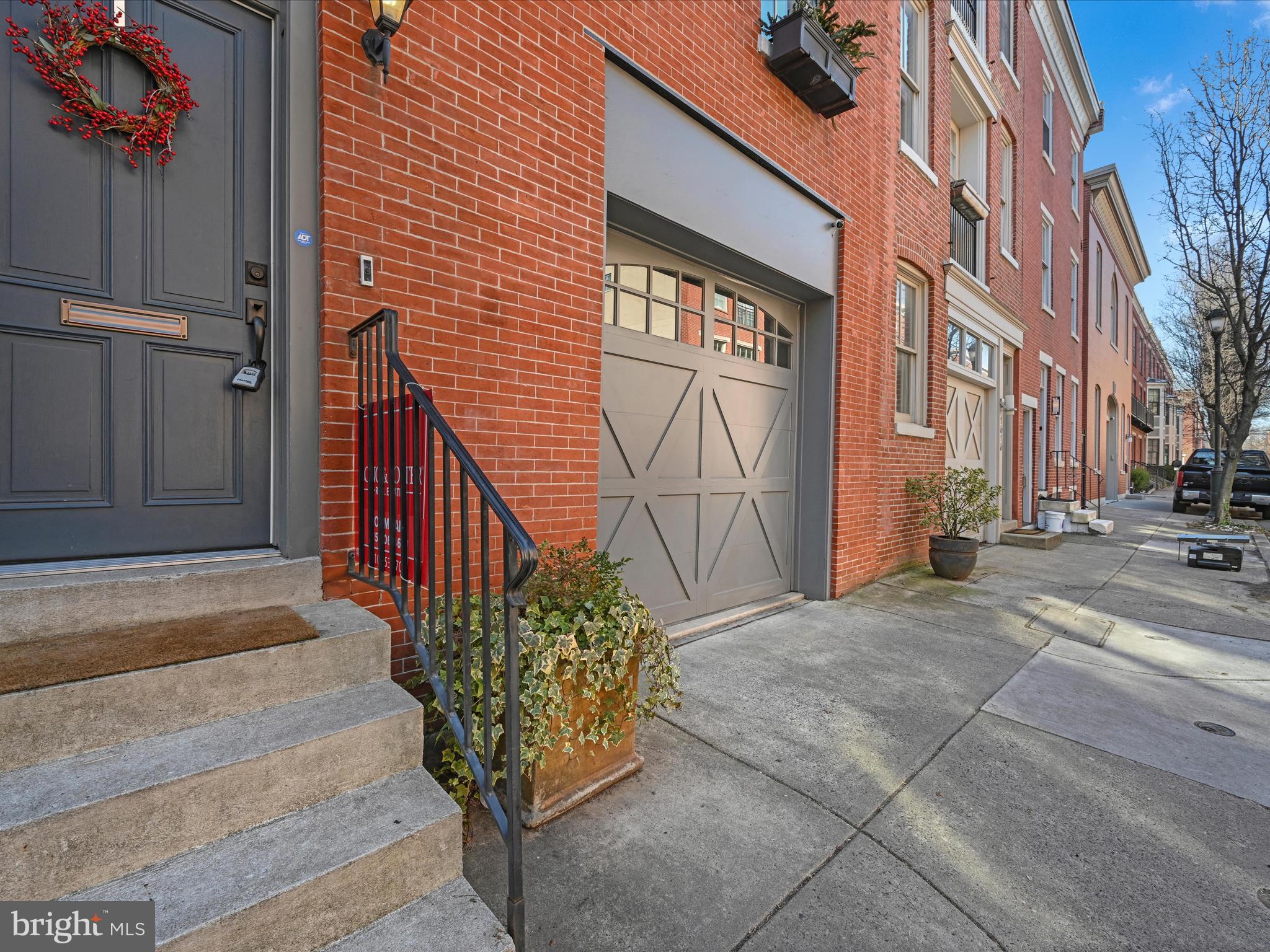 ART MUSEUM AREA - Residential