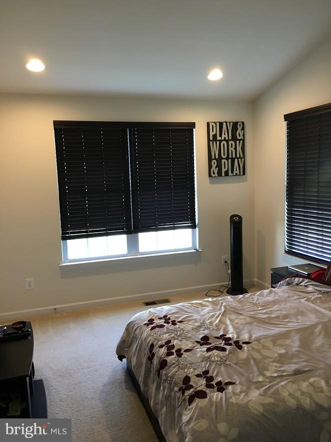 AMBERLEA AT SOUTH RIDING - Residential Lease