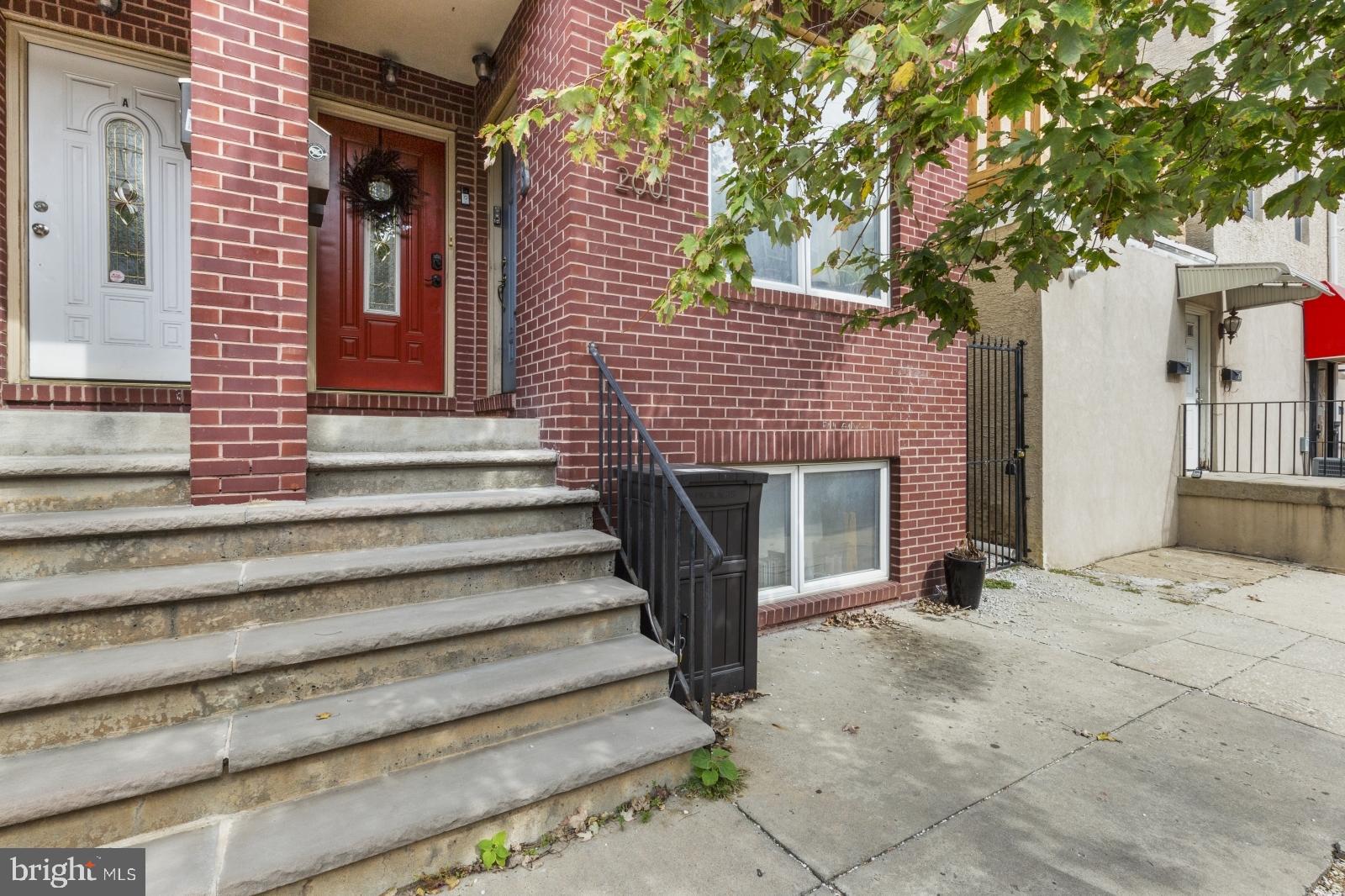 GRADUATE HOSPITAL - Residential Lease