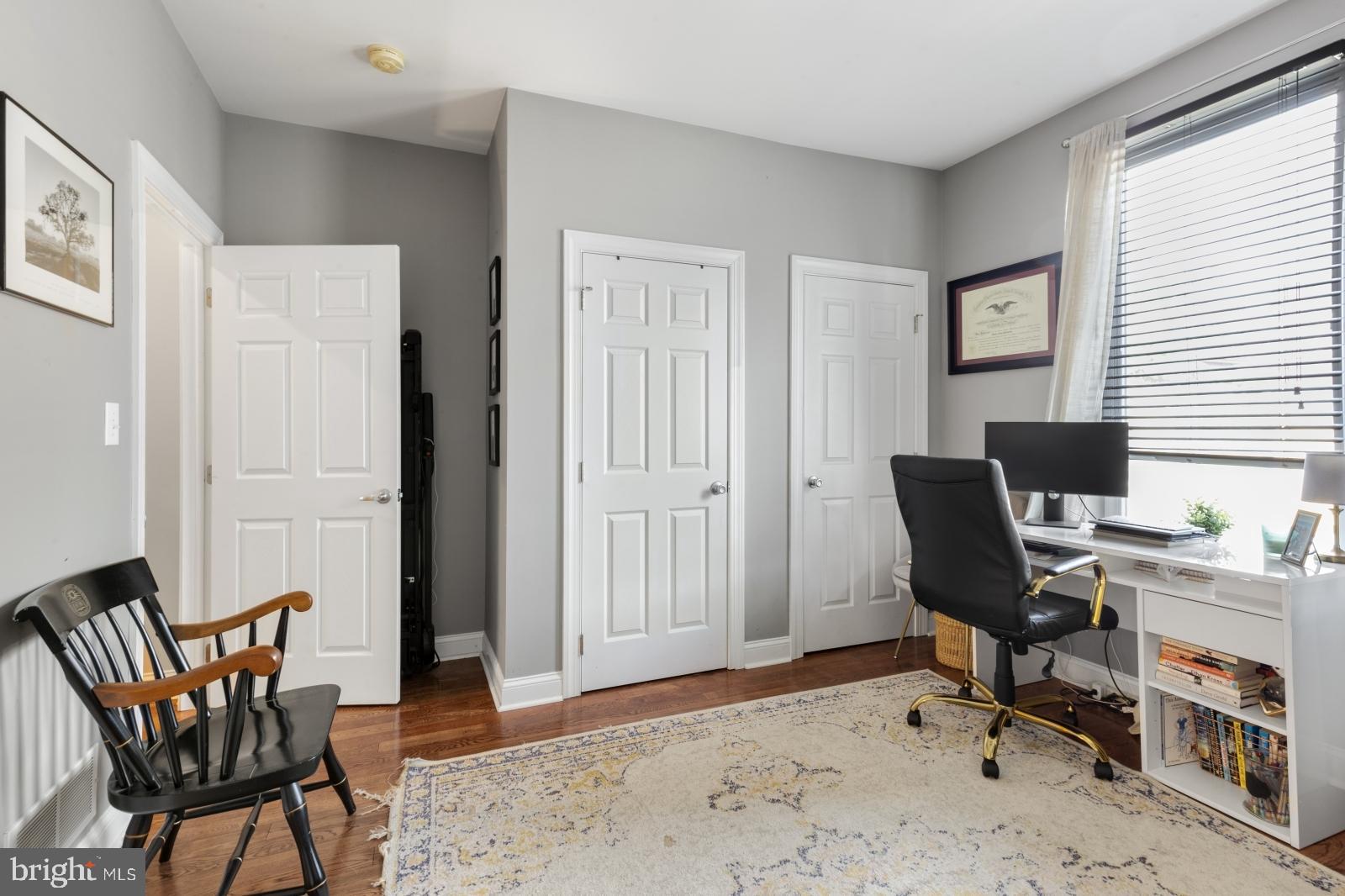 GRADUATE HOSPITAL - Residential Lease