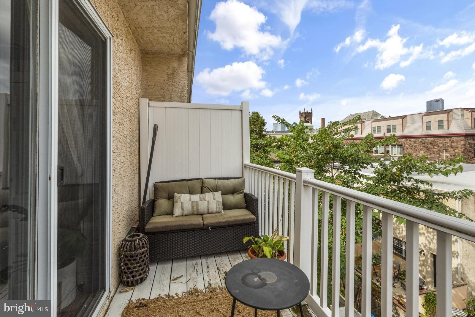 GRADUATE HOSPITAL - Residential Lease