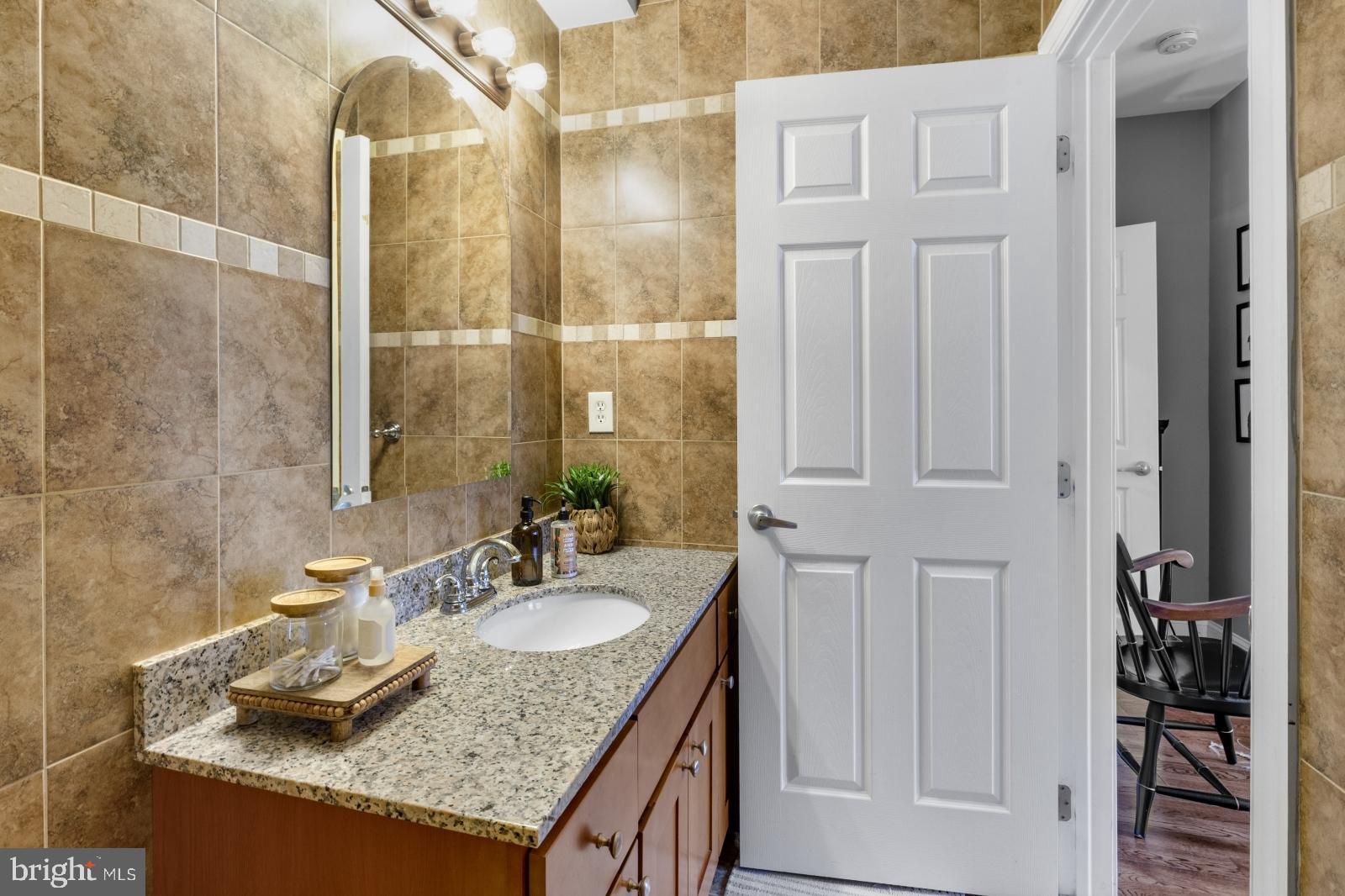 GRADUATE HOSPITAL - Residential Lease