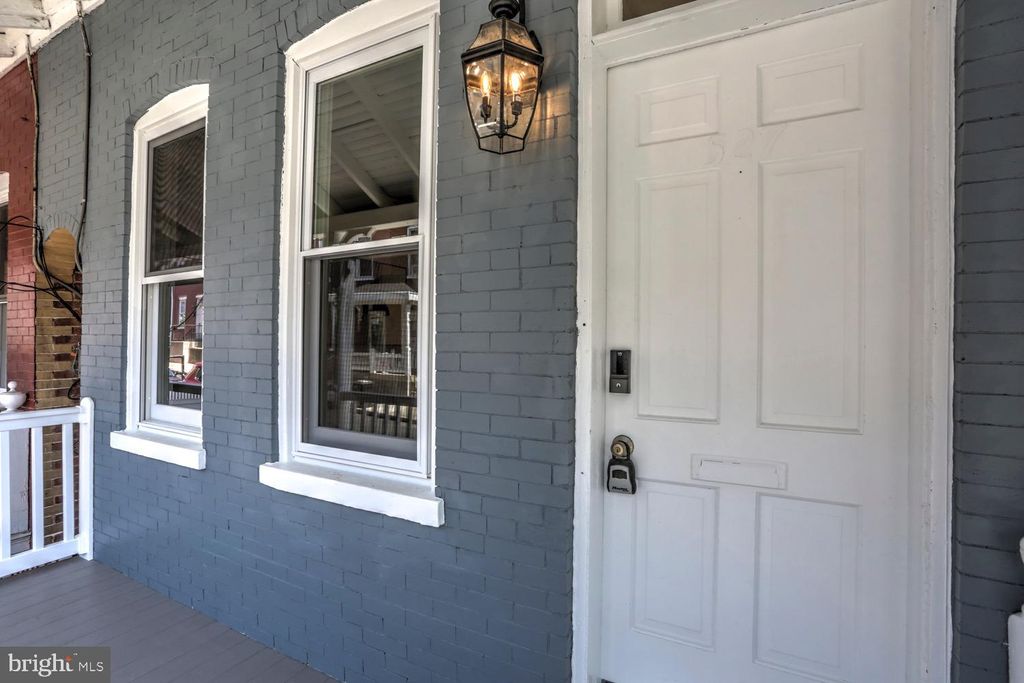 Photo of 527 HOWARD AVE, LANCASTER, PA 17602 (MLS # PALA2035348)