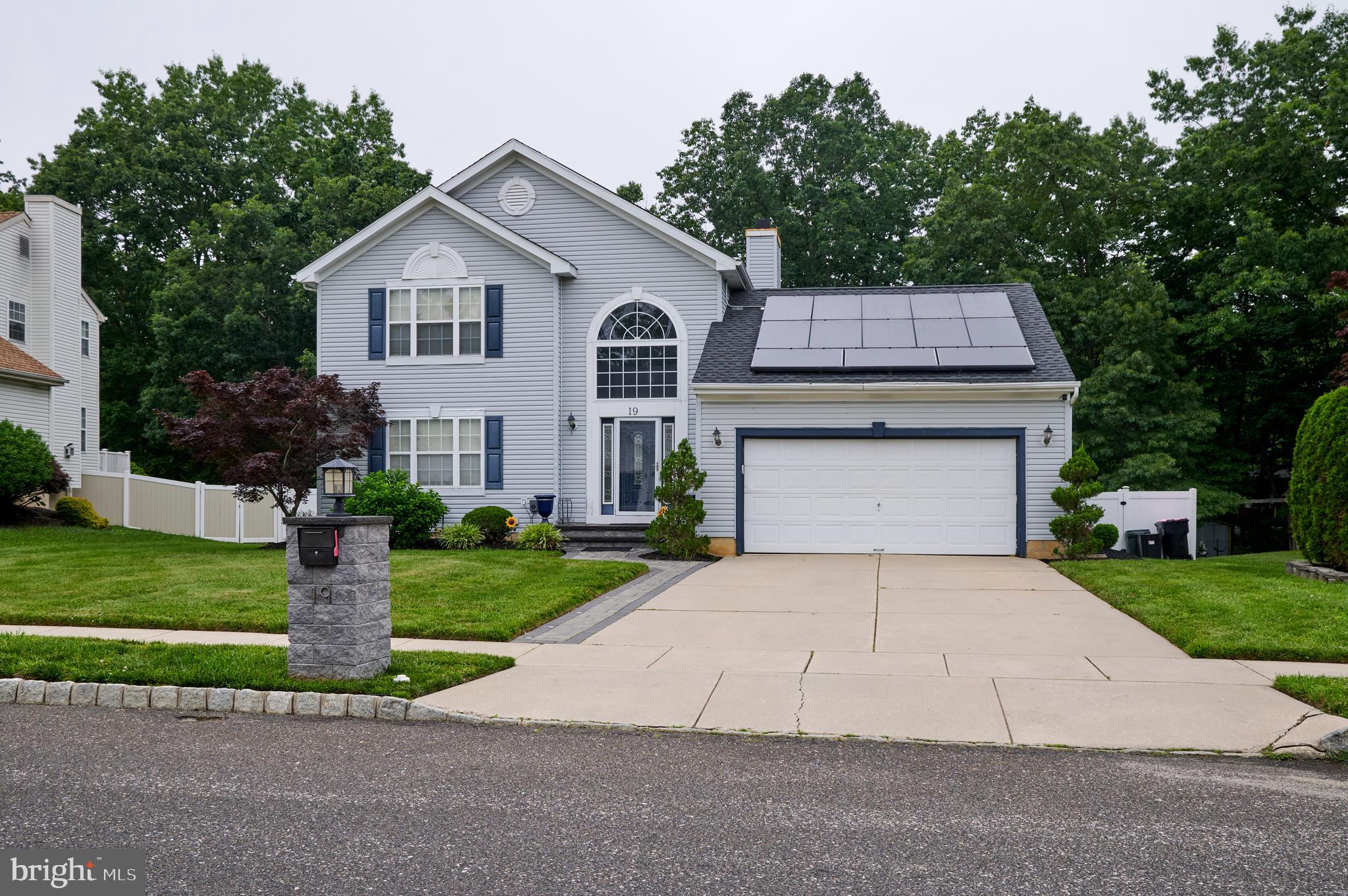 19 HIGH WOODS AVENUE