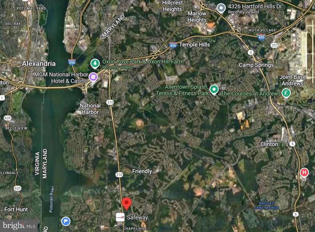 Main image without alt text