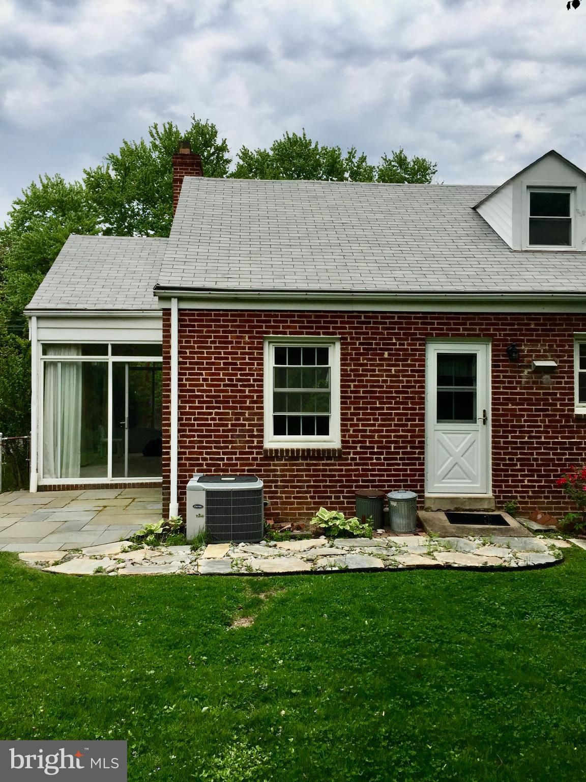 972 N QUANTICO STREET