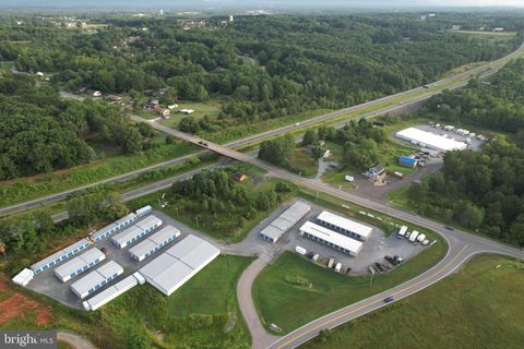 Photo of 1605 Waterlick Road, LYNCHBURG, VA 24502 (MLS # VACP2000114)