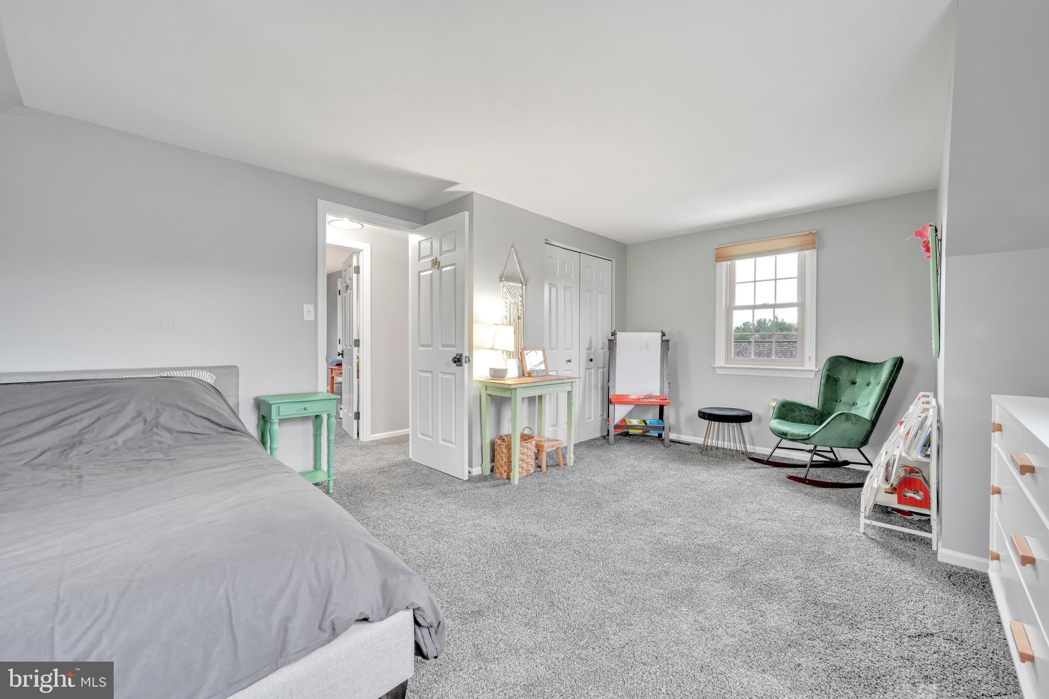 HEMPFIELD GREEN - Residential