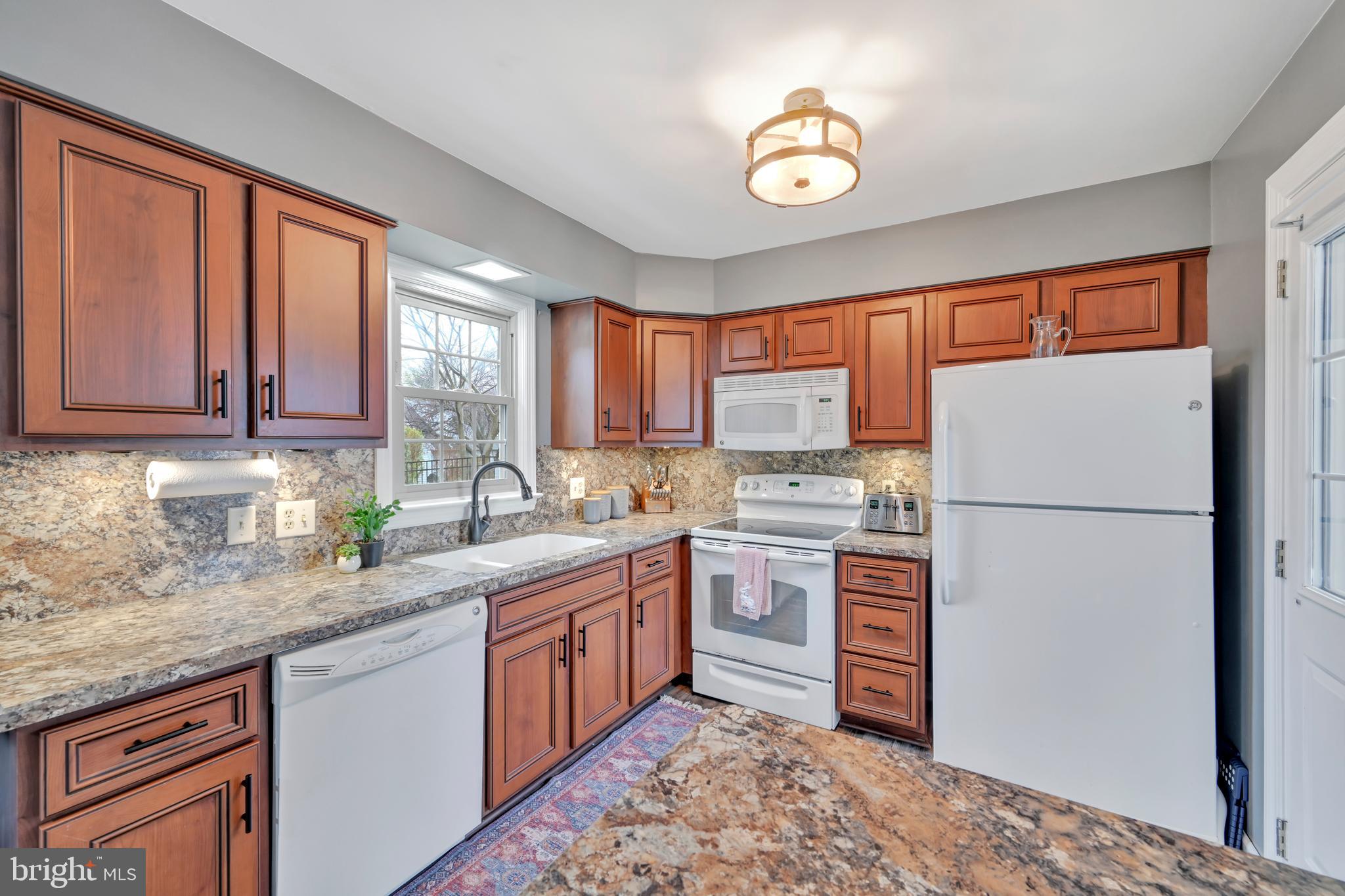 HEMPFIELD GREEN - Residential