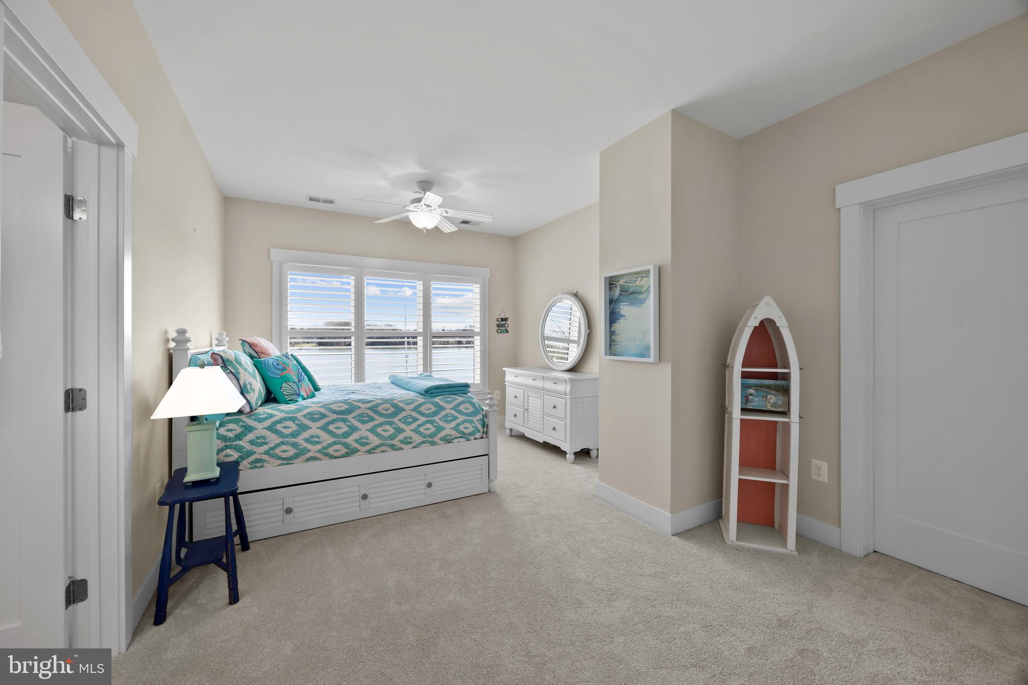 WHITEHALL BEACH - Residential