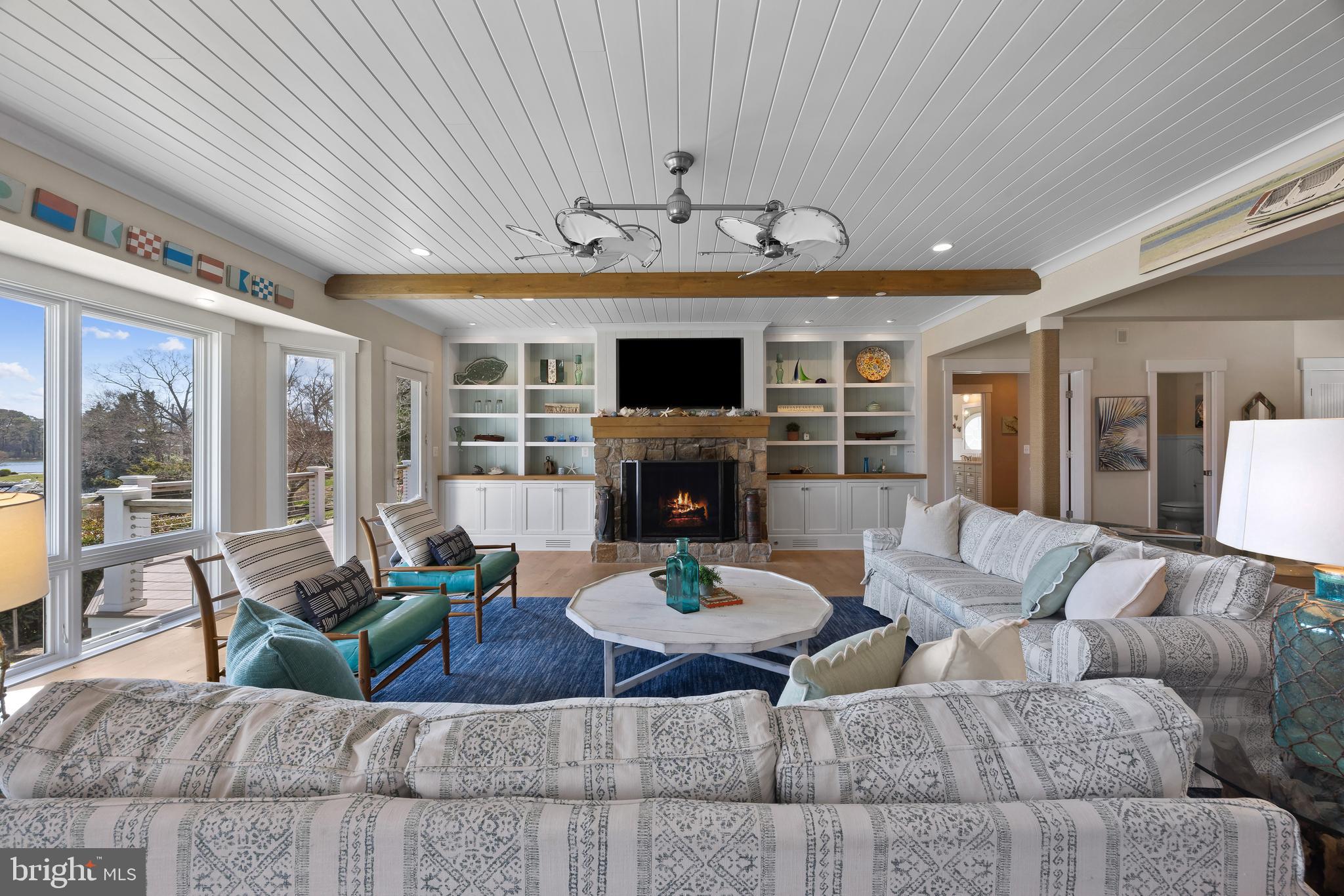 WHITEHALL BEACH - Residential