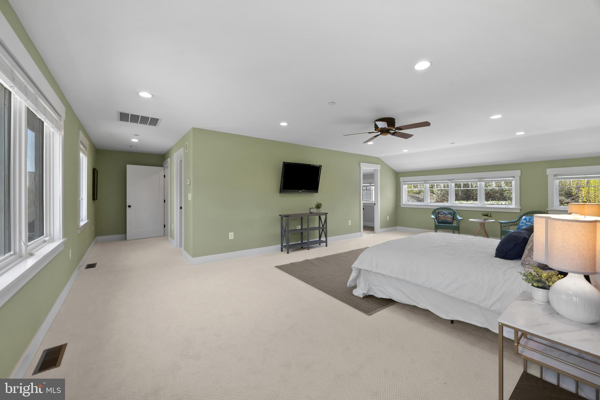 WHITEHALL BEACH - Residential