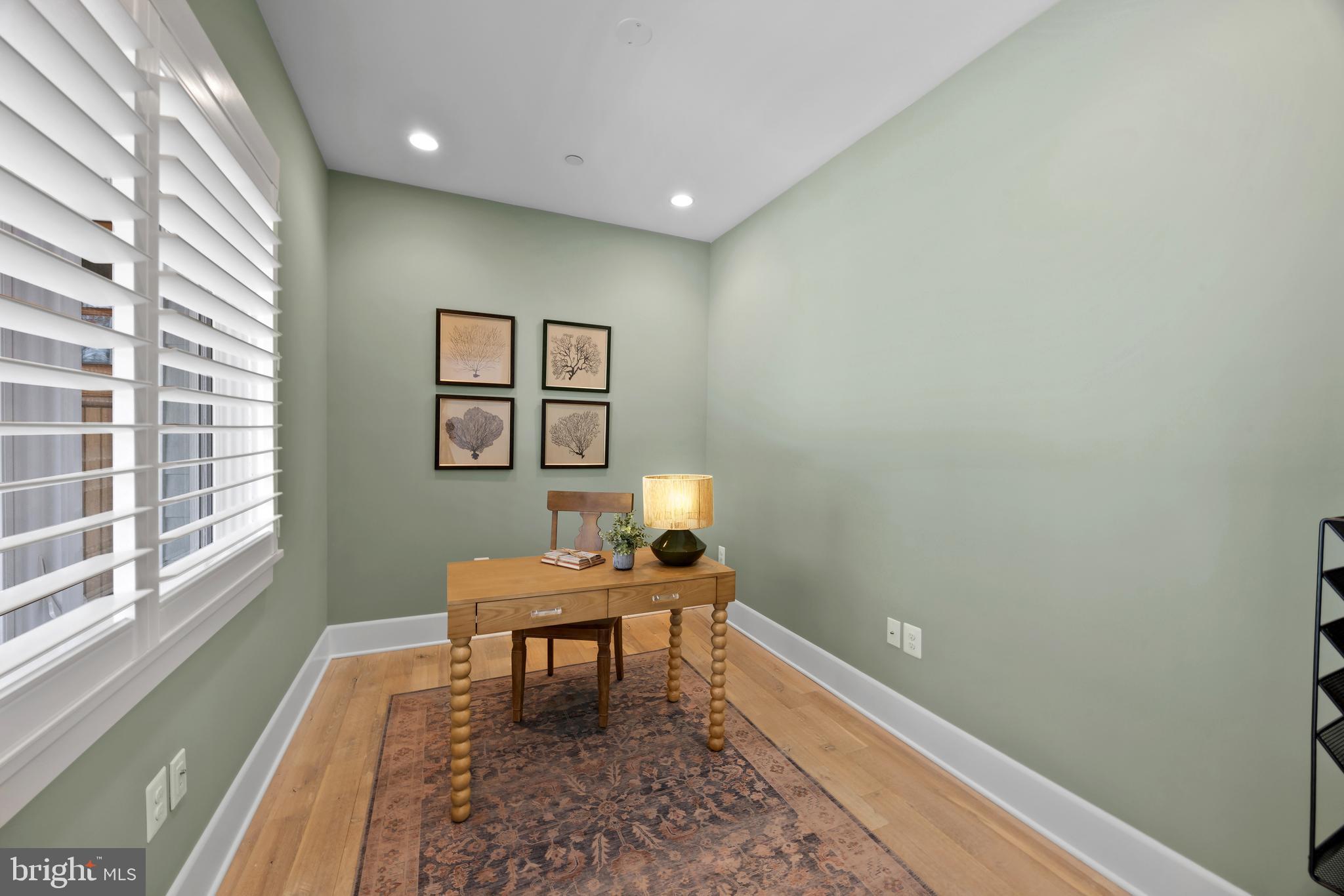 WHITEHALL BEACH - Residential