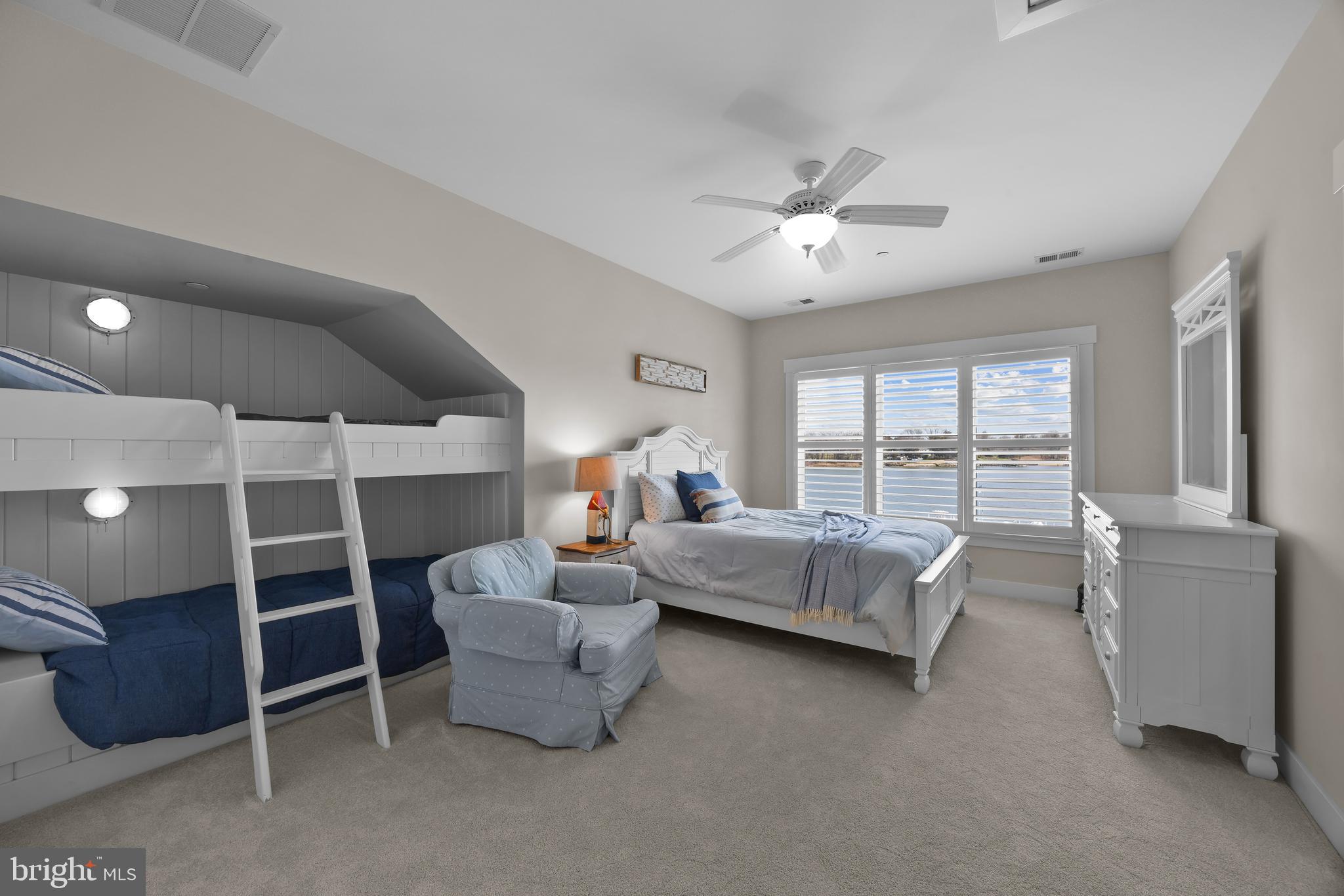 WHITEHALL BEACH - Residential