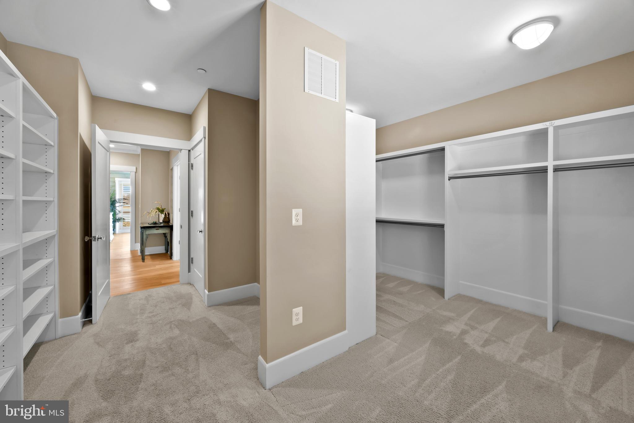 WHITEHALL BEACH - Residential