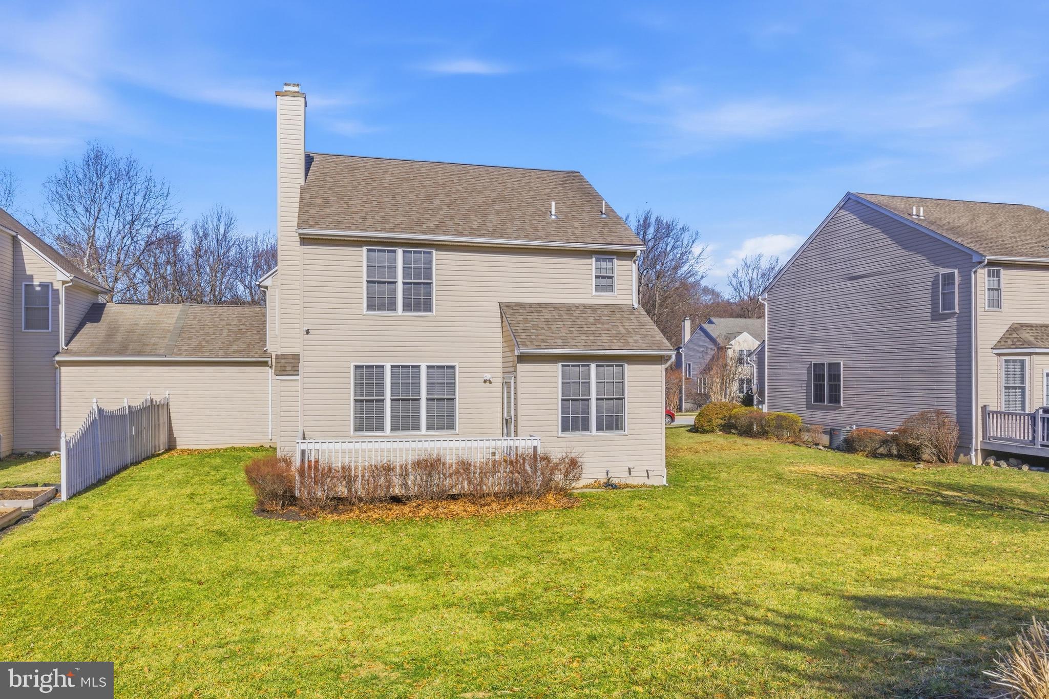 WILLIAMSBURG - Residential