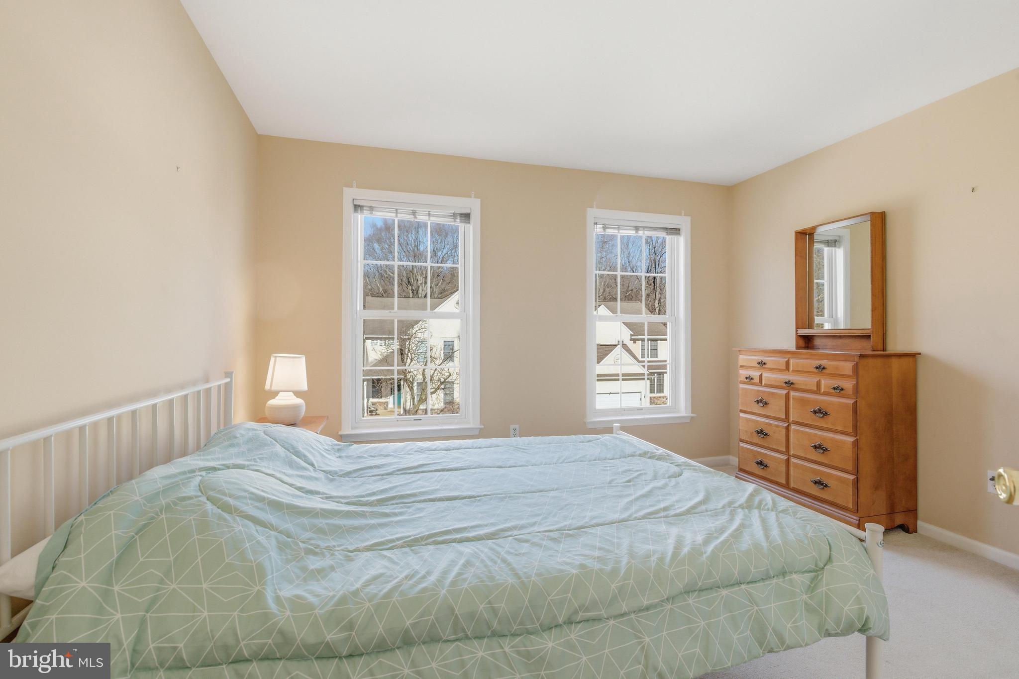 WILLIAMSBURG - Residential