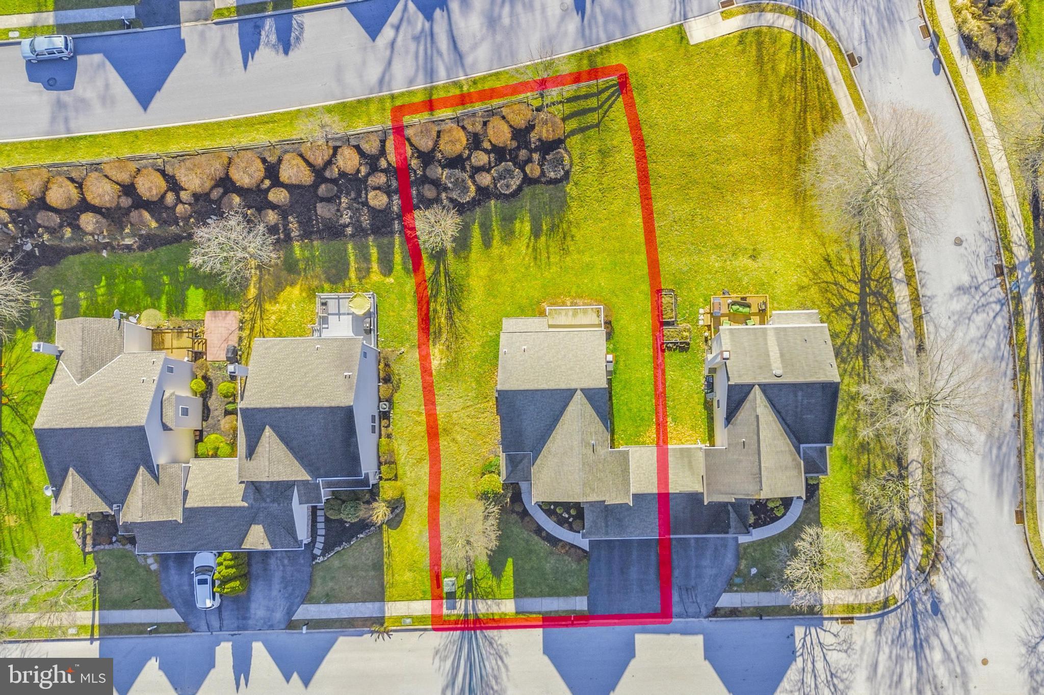 WILLIAMSBURG - Residential