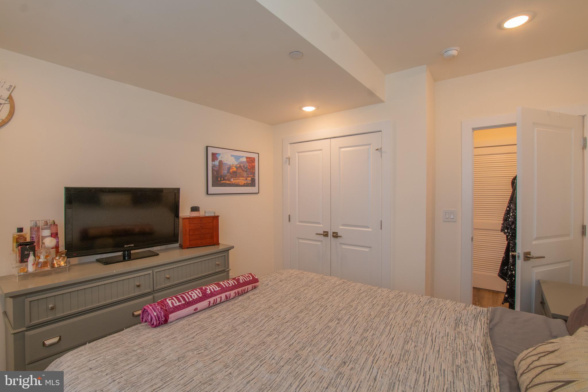 NORTHERN LIBERTIES - Residential Lease