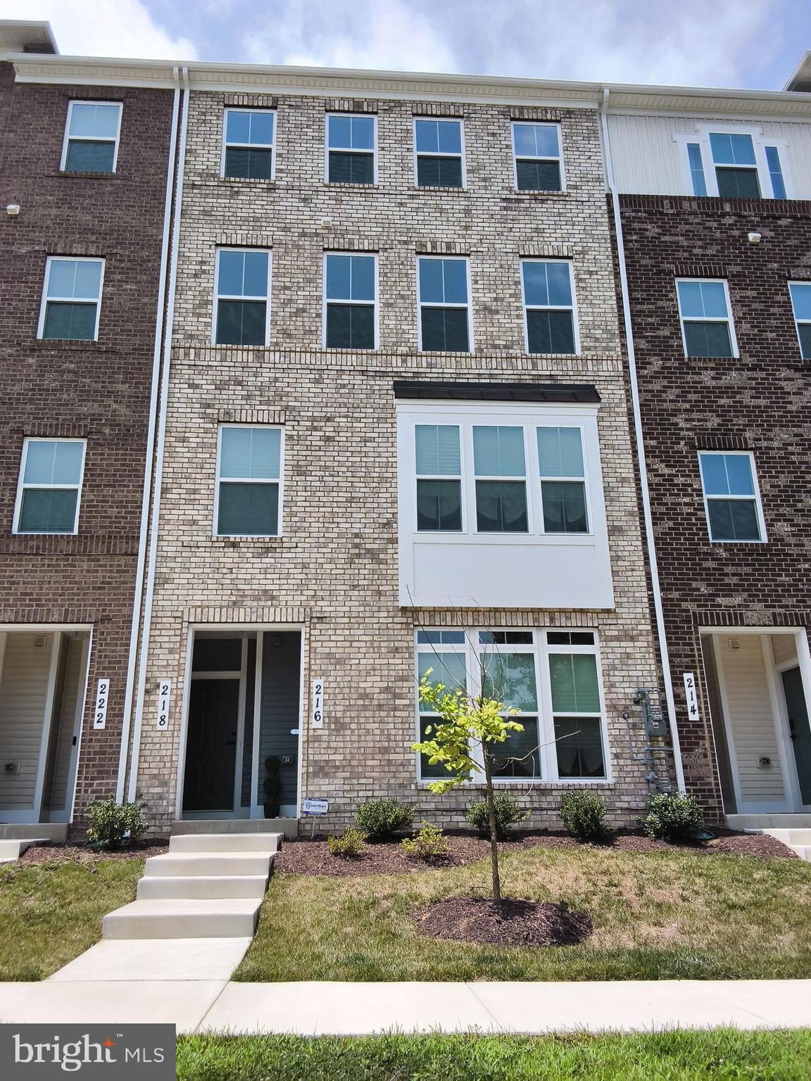 216 MATISSE PLACE