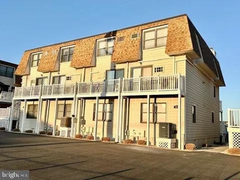 MLS: DESU2080702