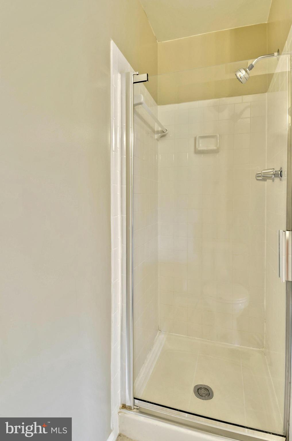 FOUR WINDS AT OAKTON - Residential